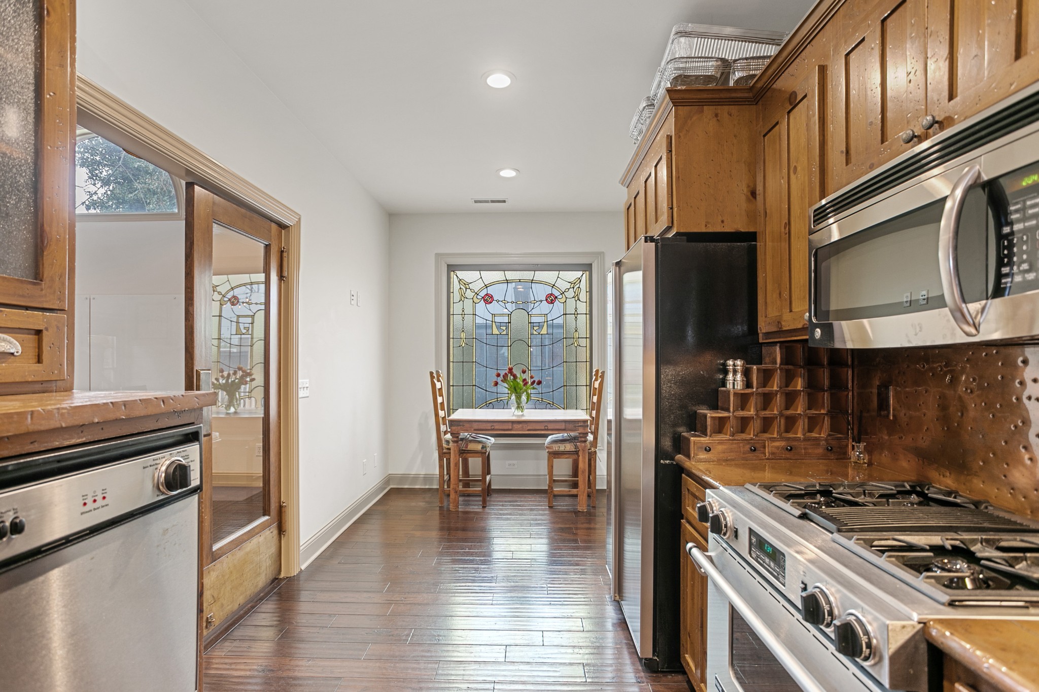1212 6th Ave, N