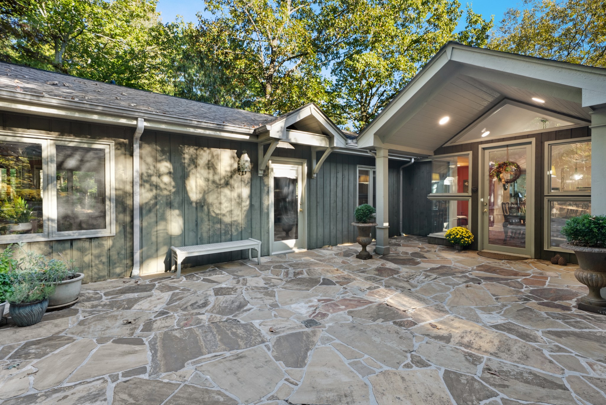 524 Sweetberry Dr