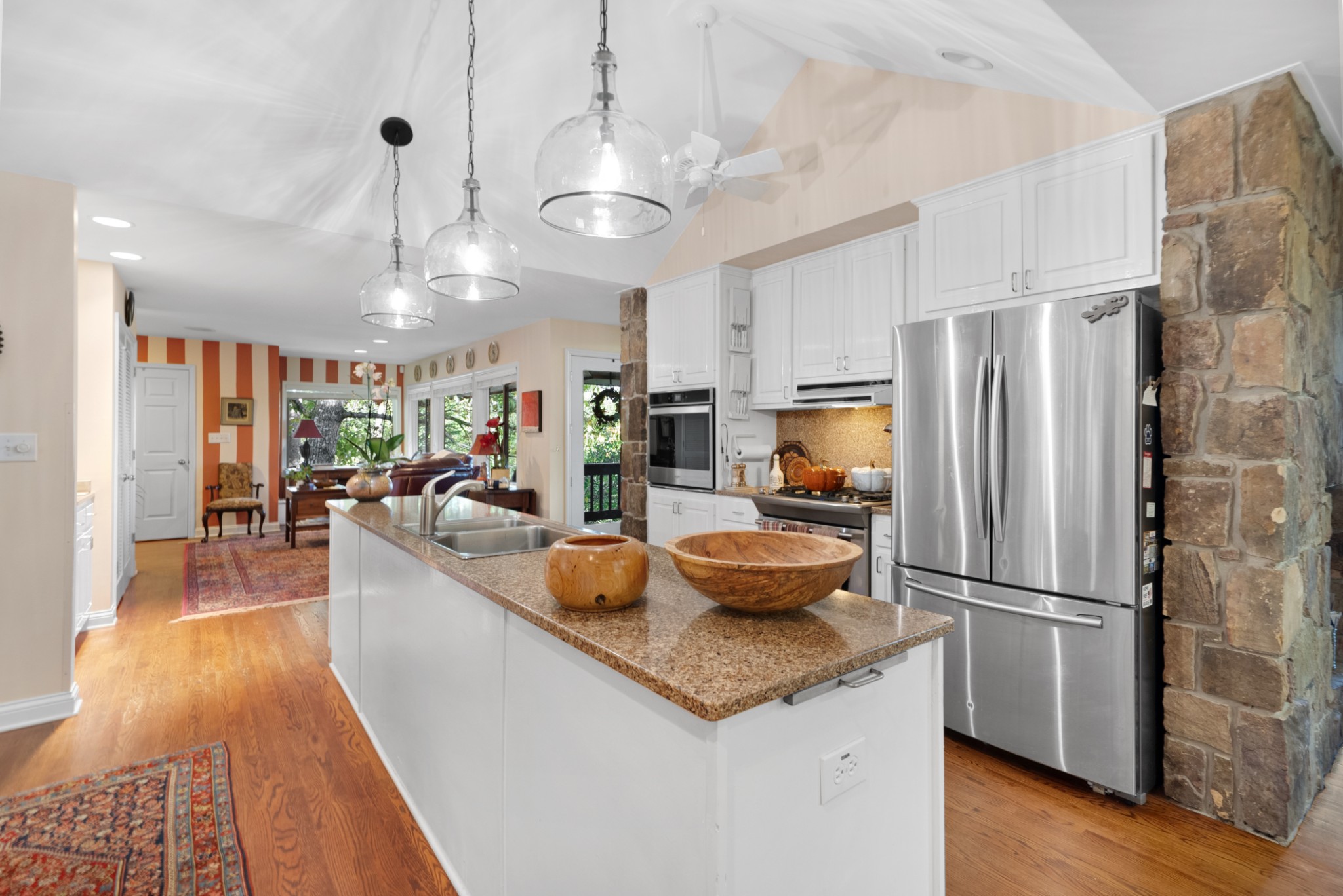 524 Sweetberry Dr