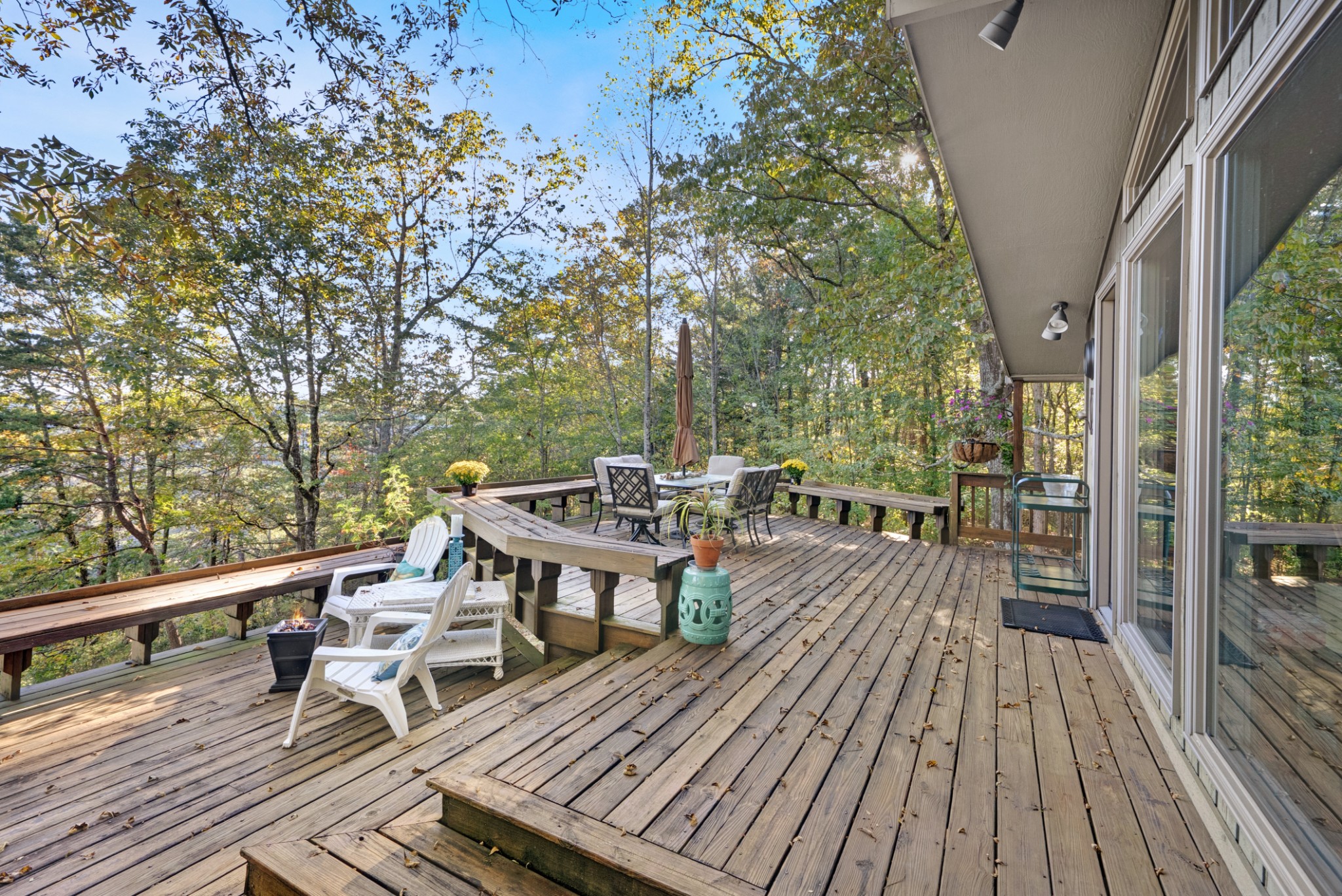 524 Sweetberry Dr