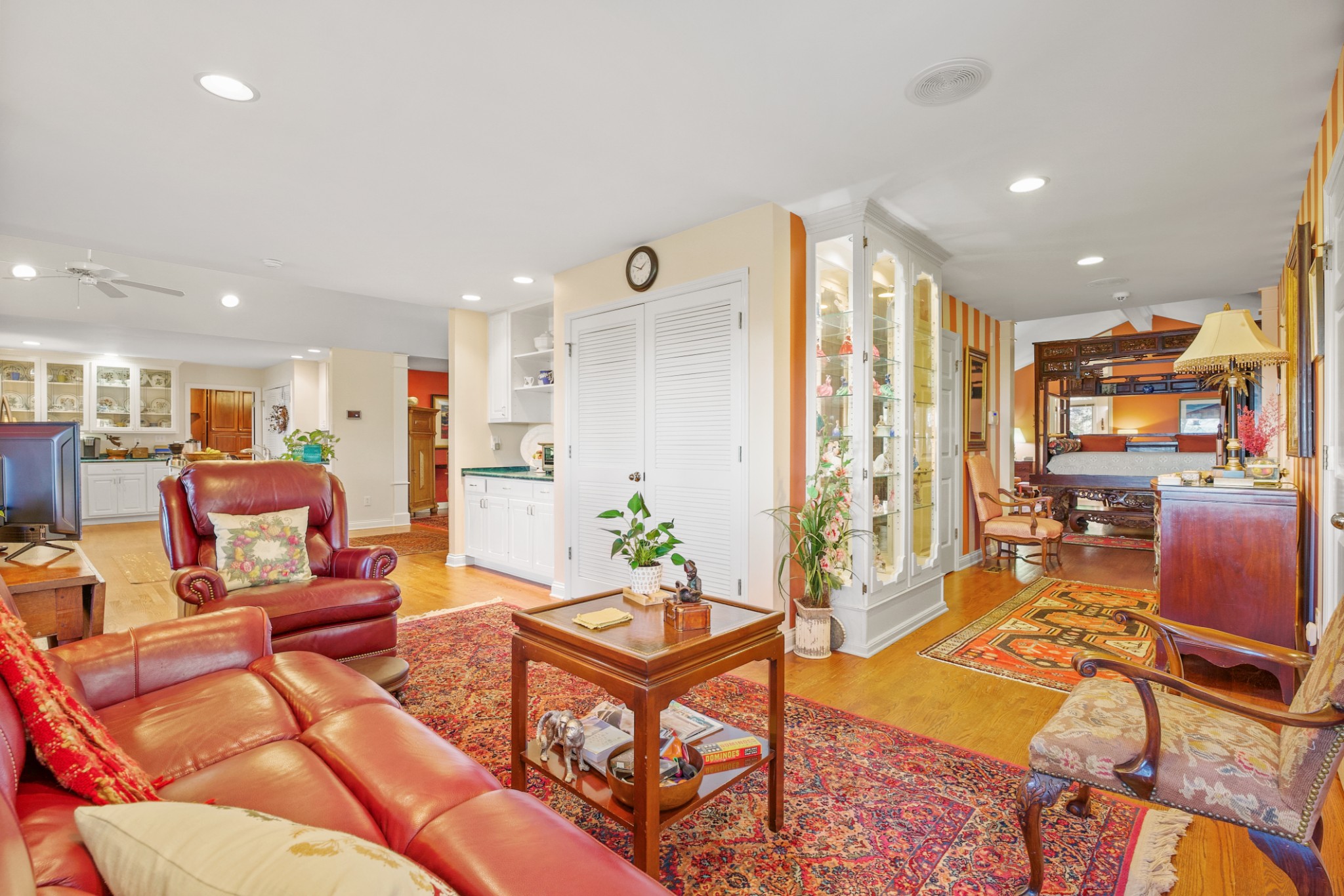 524 Sweetberry Dr