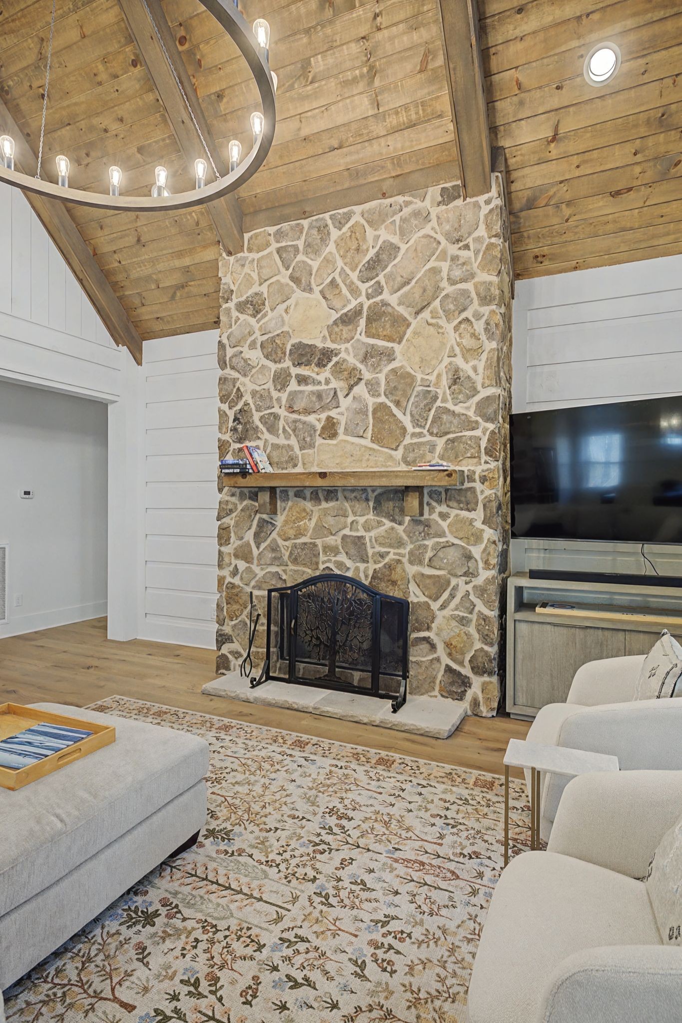 1863 Lake Louisa Loop