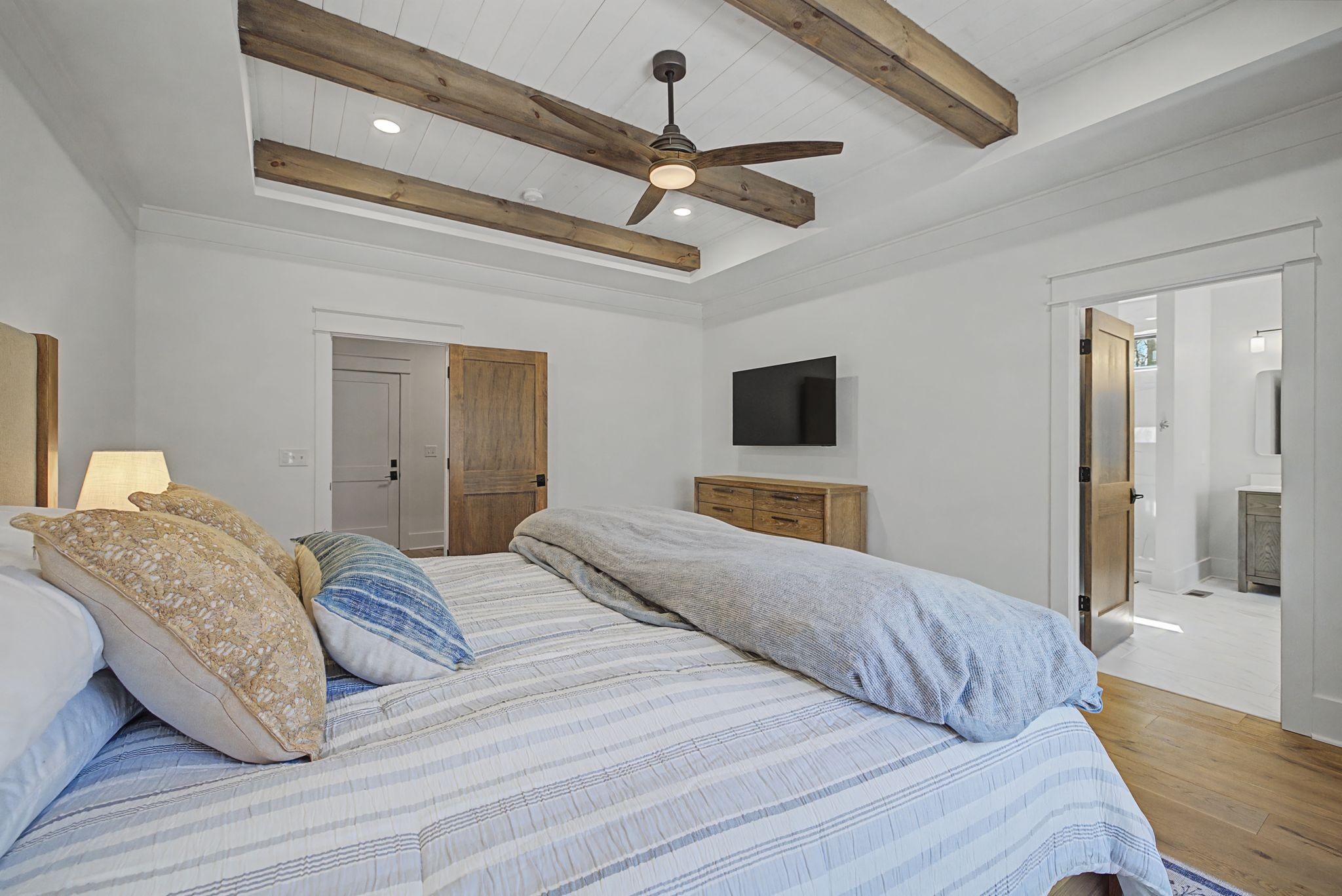 1863 Lake Louisa Loop