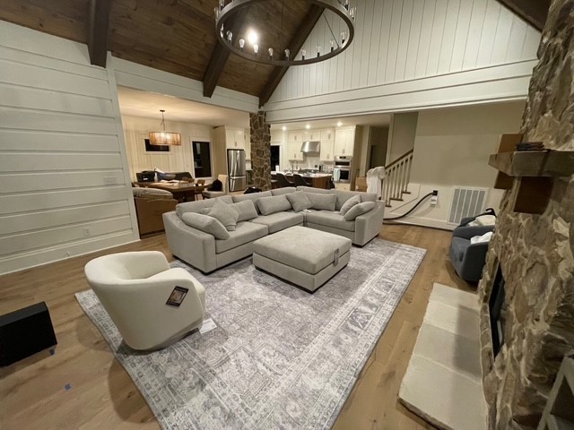 1863 Lake Louisa Loop