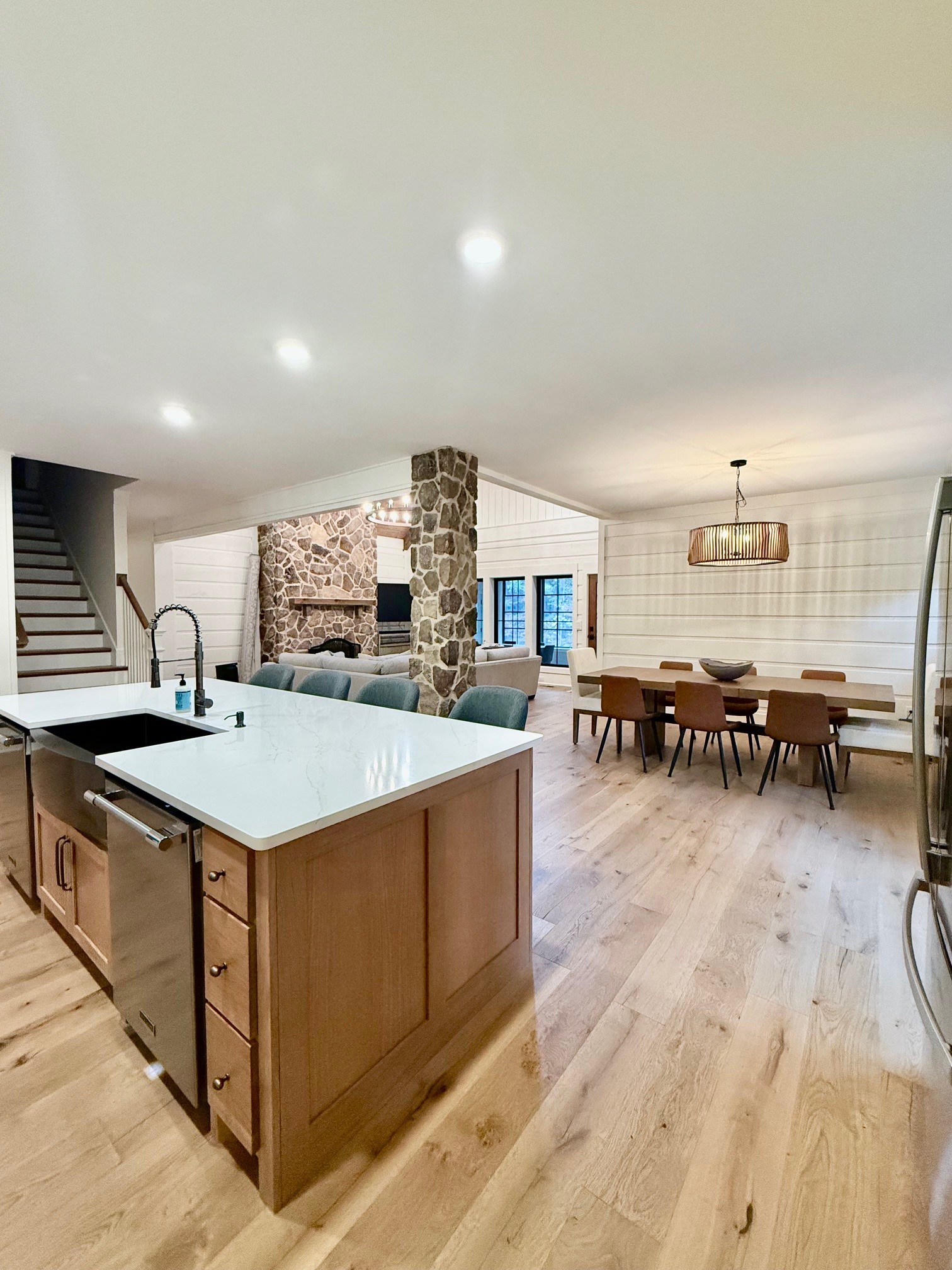 1863 Lake Louisa Loop