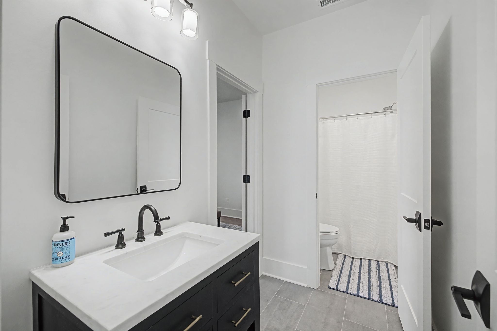 1863 Lake Louisa Loop