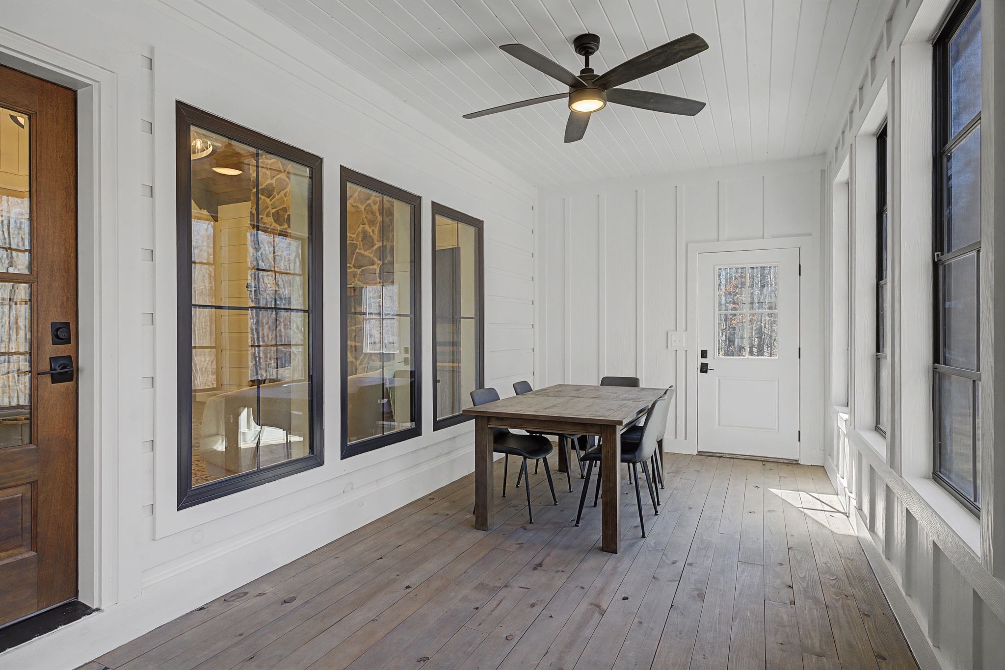 1863 Lake Louisa Loop