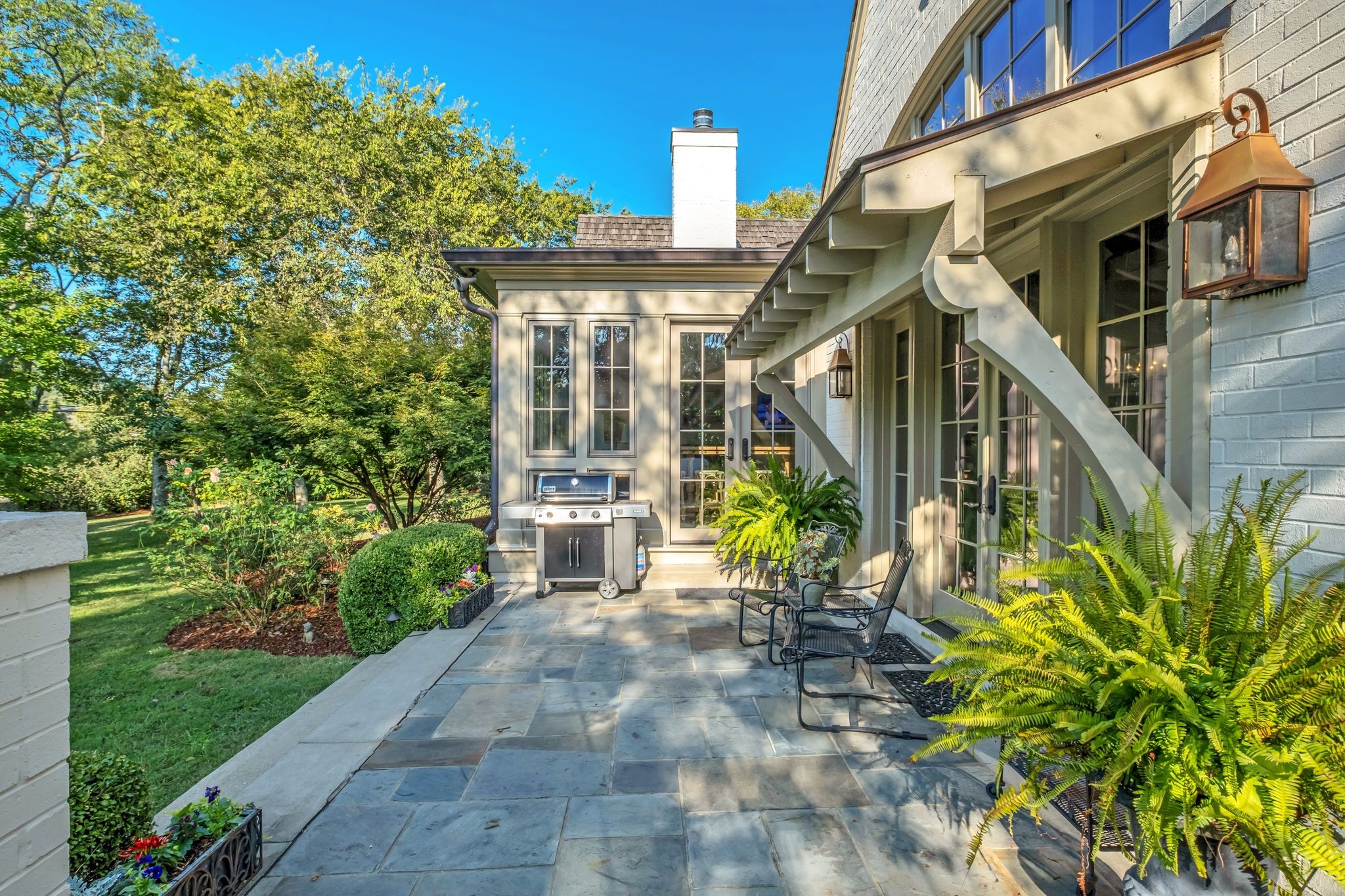 2223 Hemingway Dr