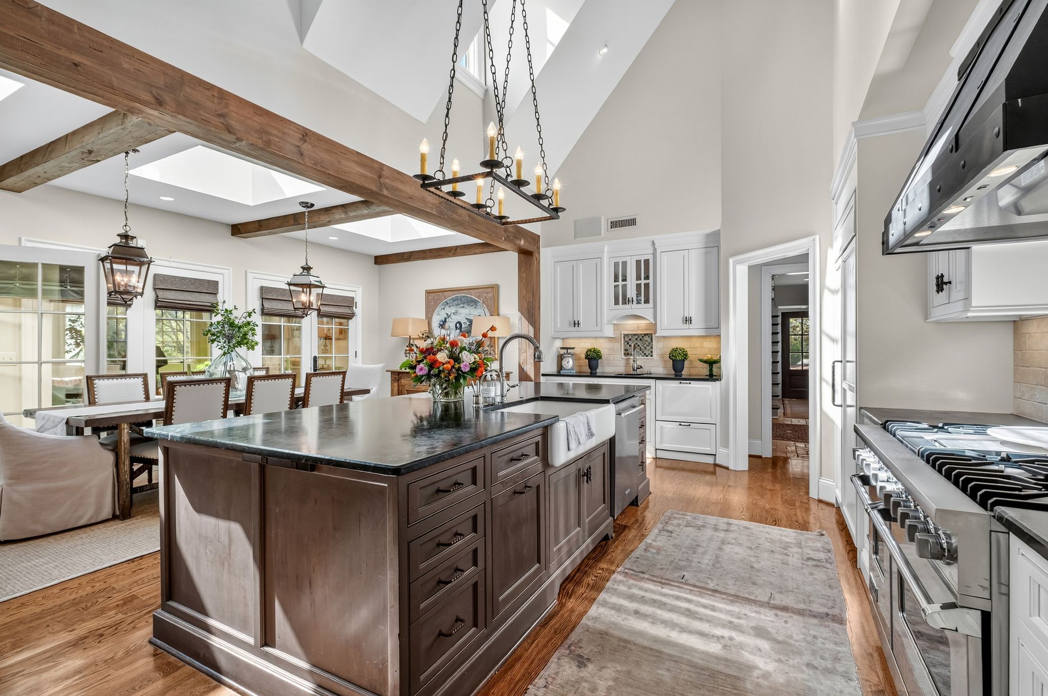 2223 Hemingway Dr