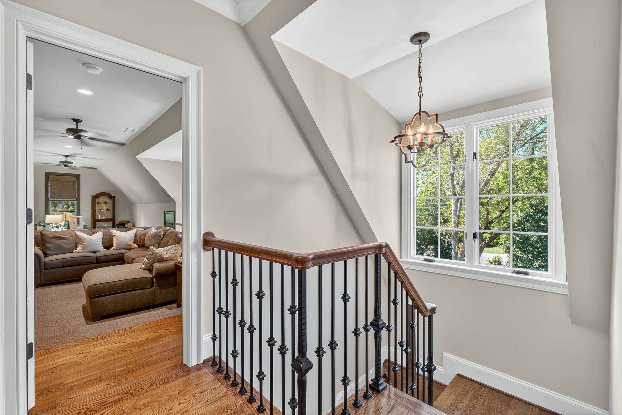 2223 Hemingway Dr