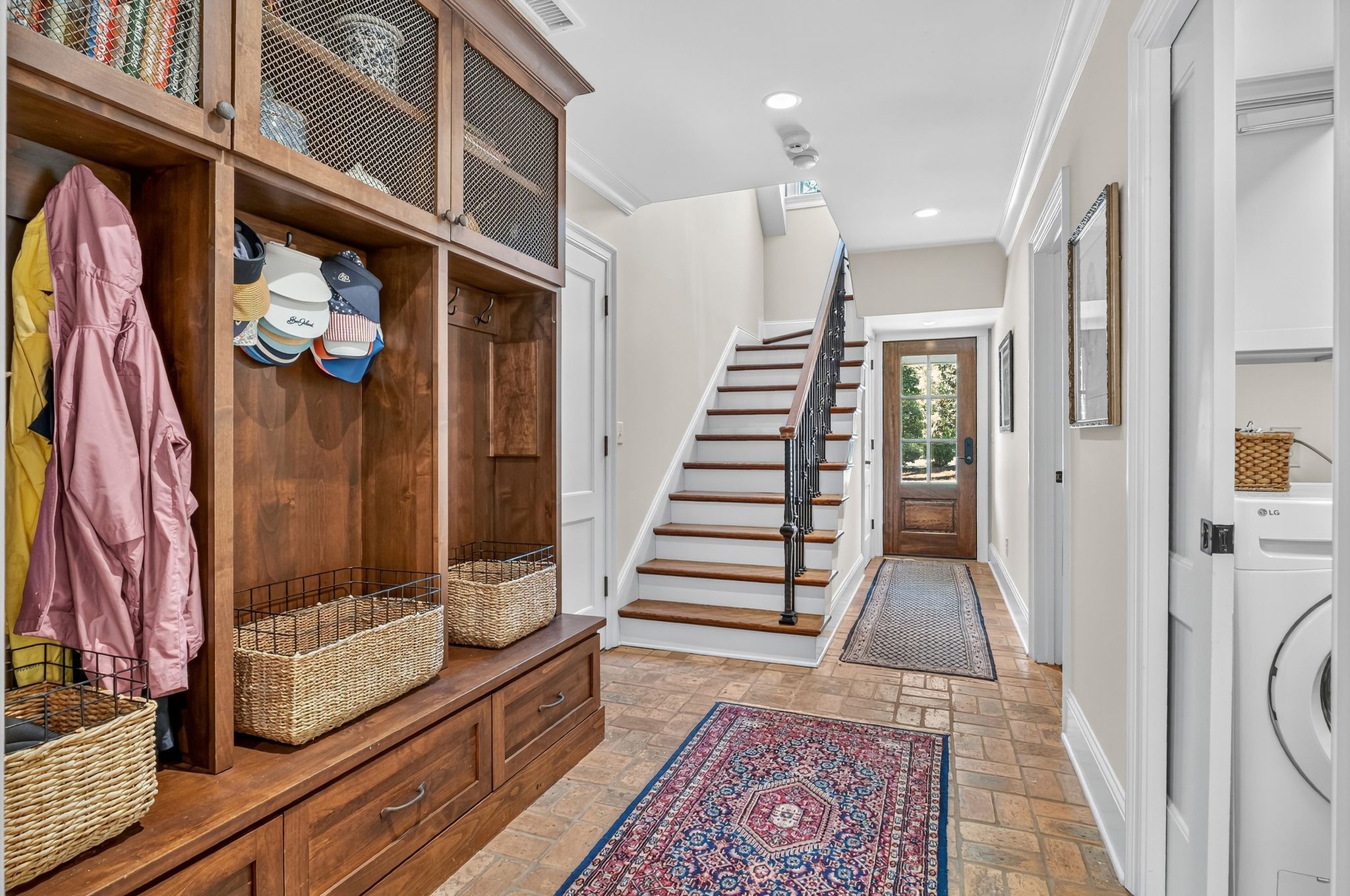 2223 Hemingway Dr