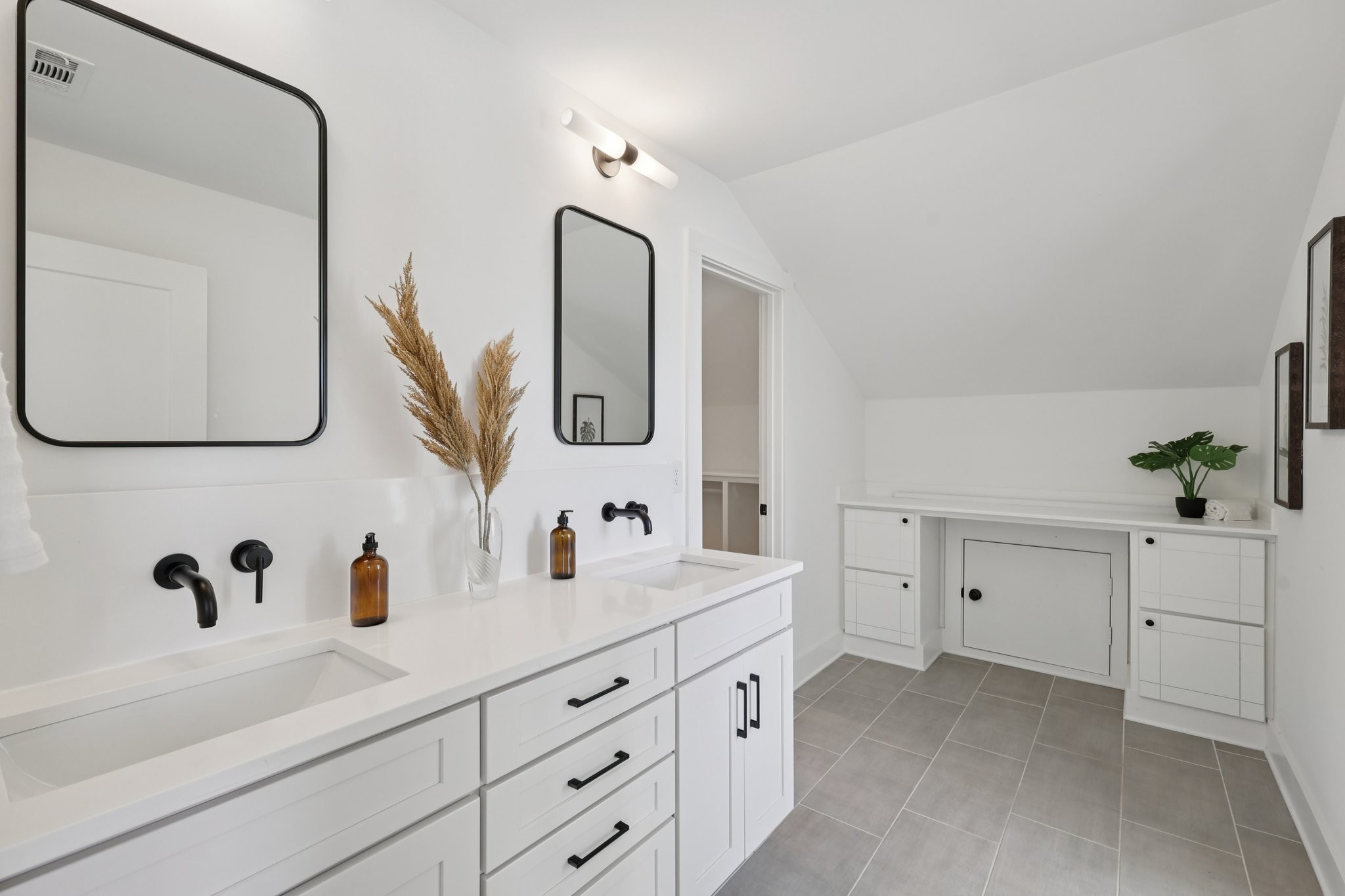 521 Hobson Chapel Pl