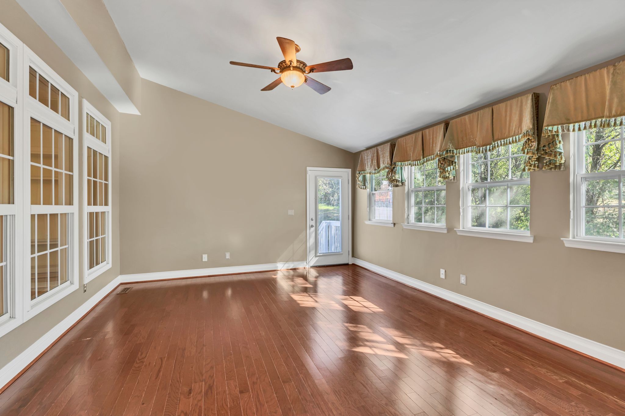 1112 Wildwind Ct