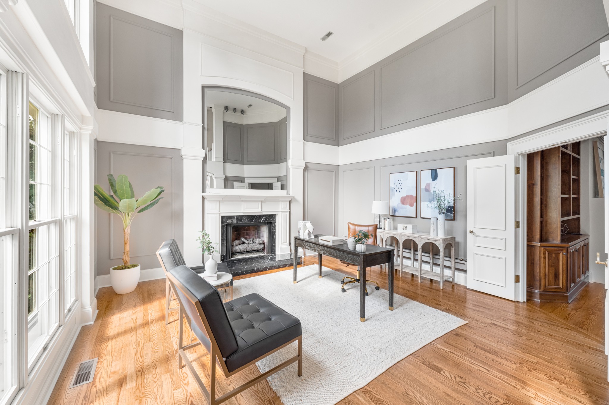 303 Saint James Park