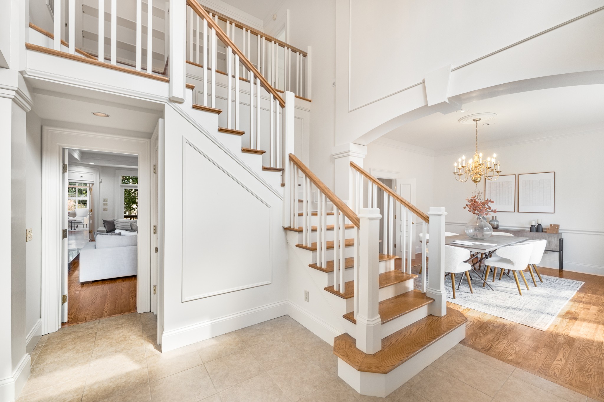 303 Saint James Park