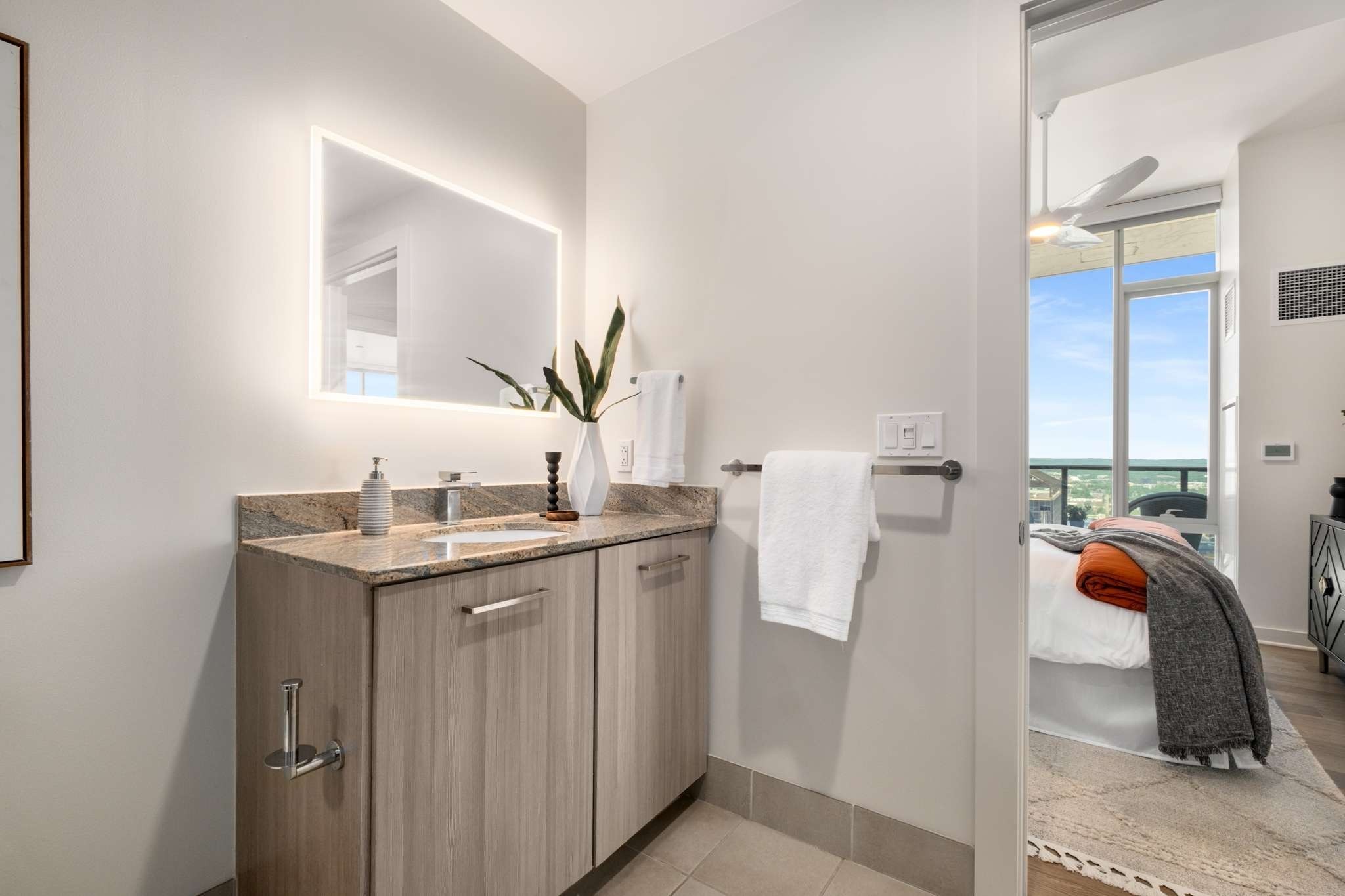 515 Church Street Unit: 3404