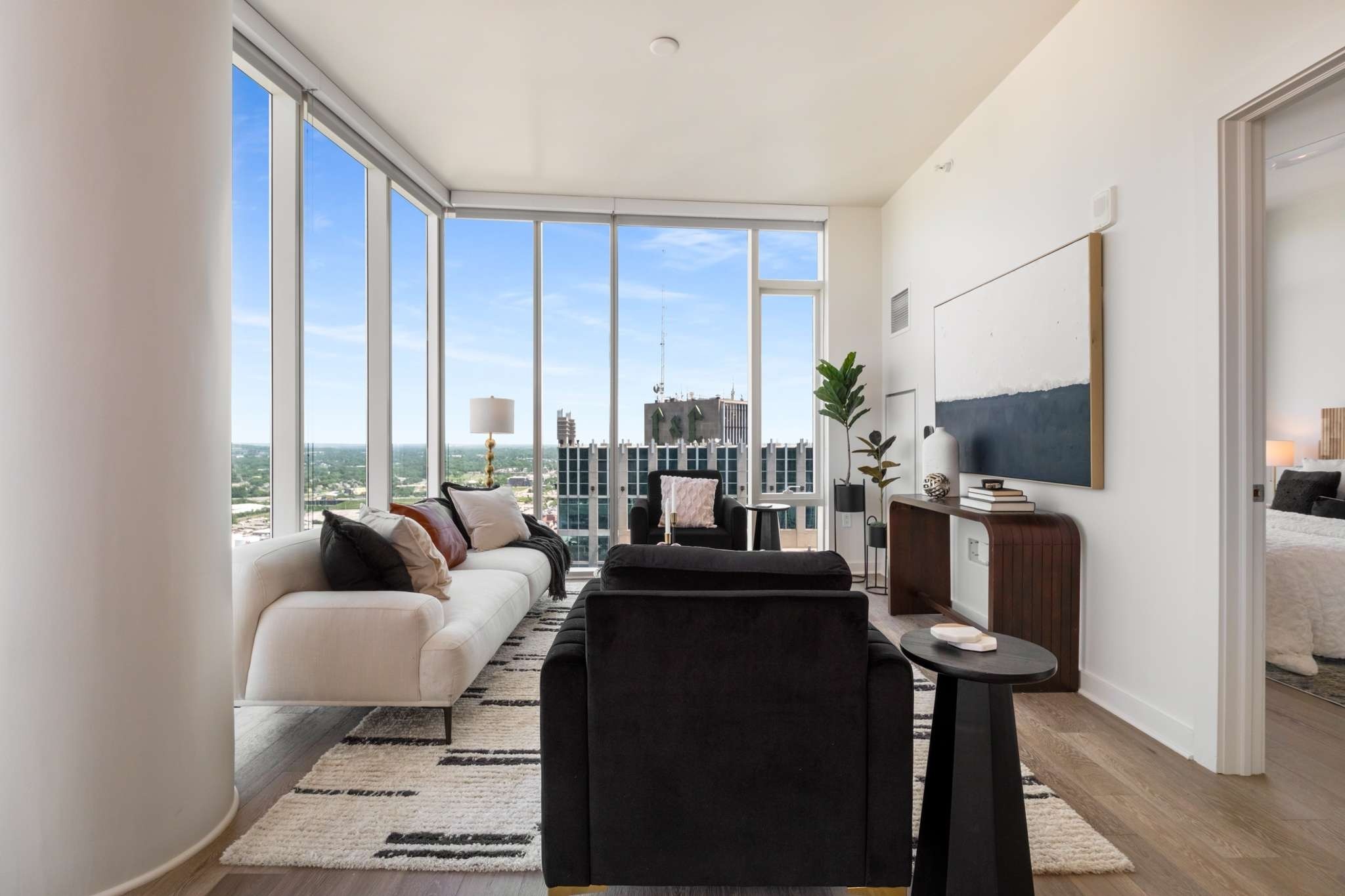 515 Church Street Unit: 3404