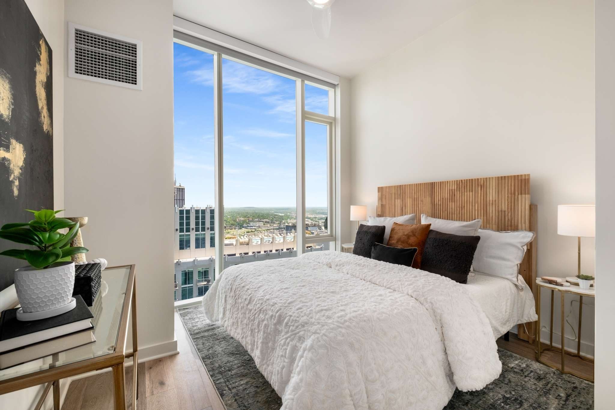 515 Church Street Unit: 3404