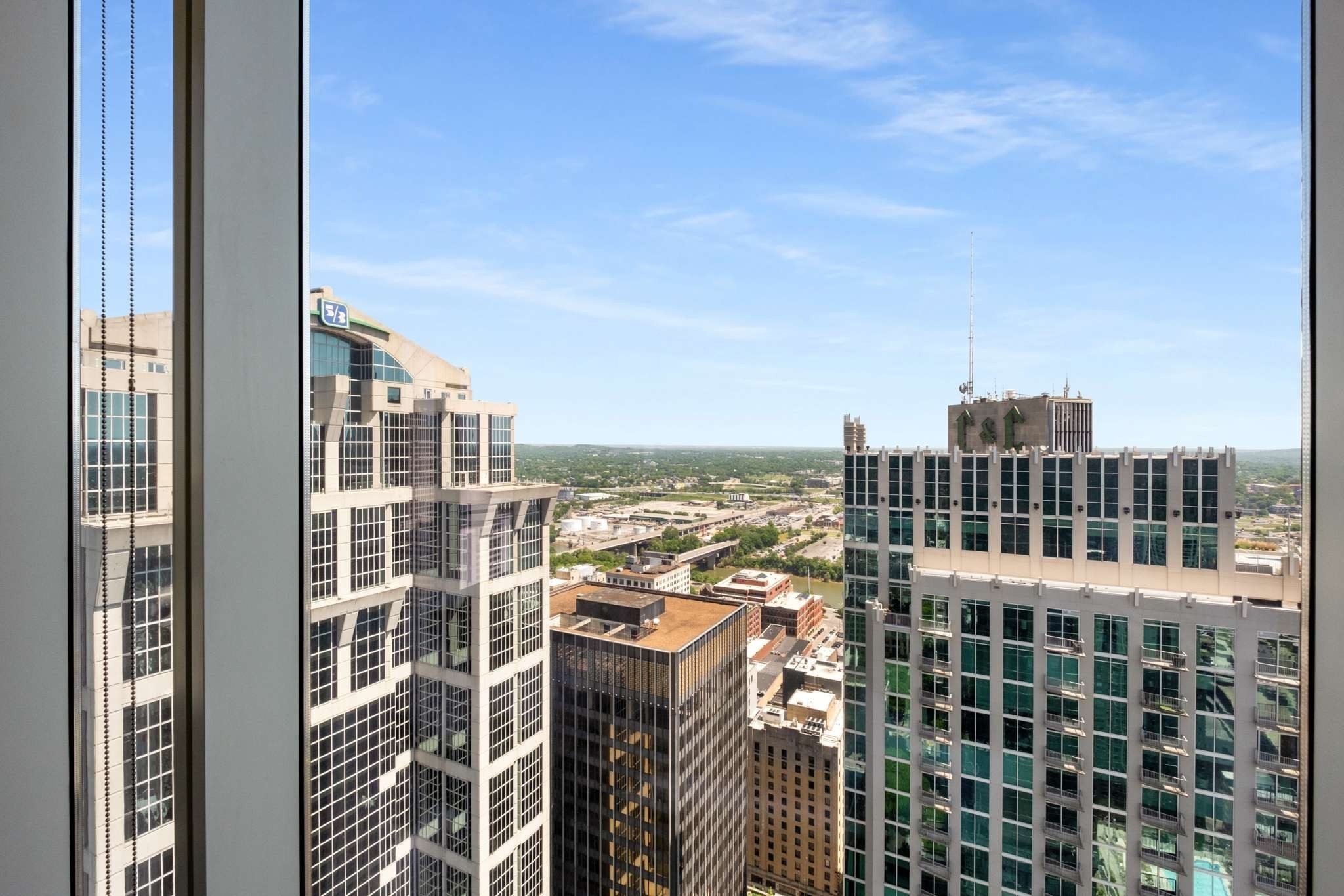 515 Church Street Unit: 3404