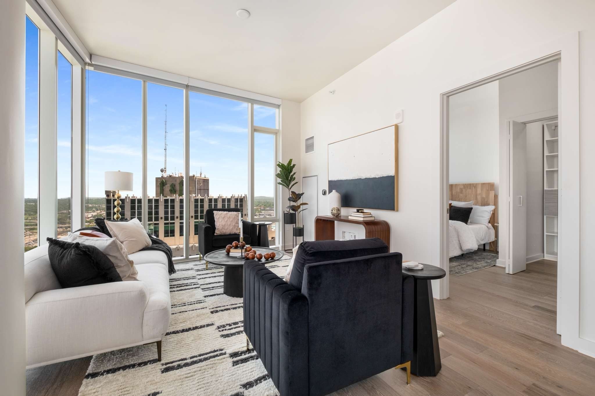 515 Church Street Unit: 3404