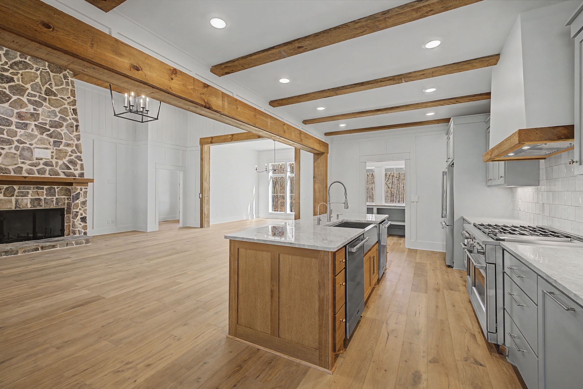 1651 Lake Louisa Loop