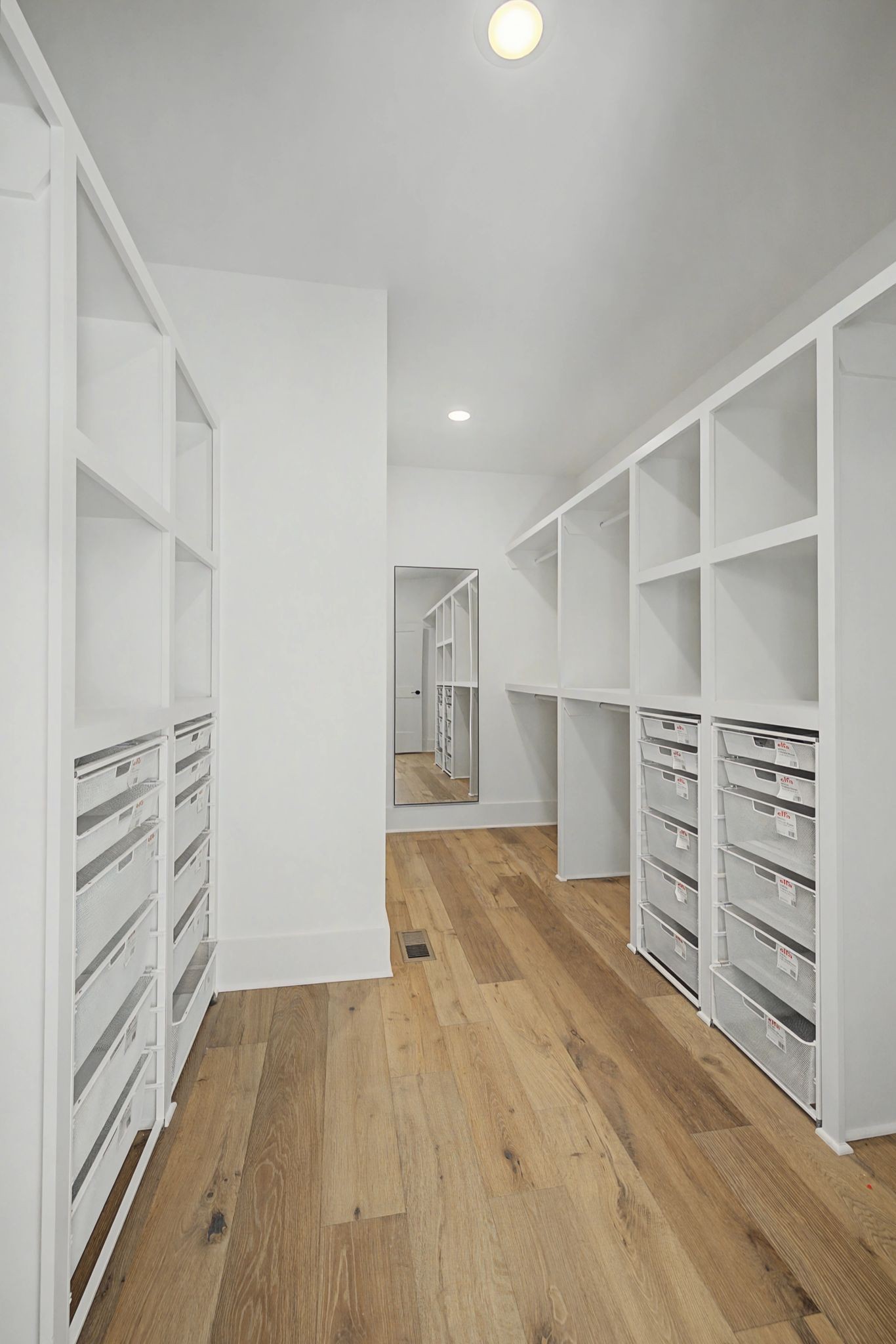 1651 Lake Louisa Loop