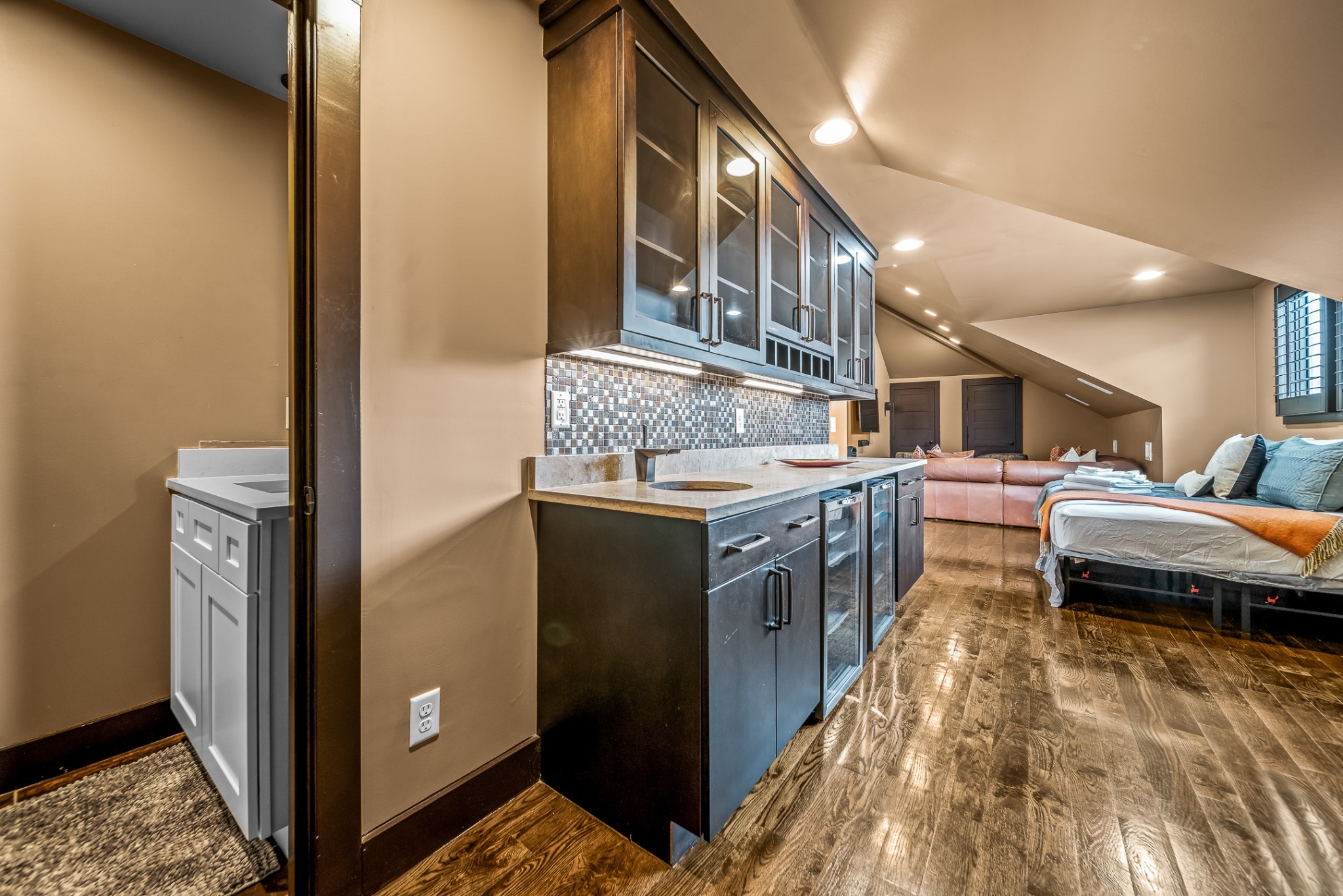 1210 Gartland Ave Unit: A