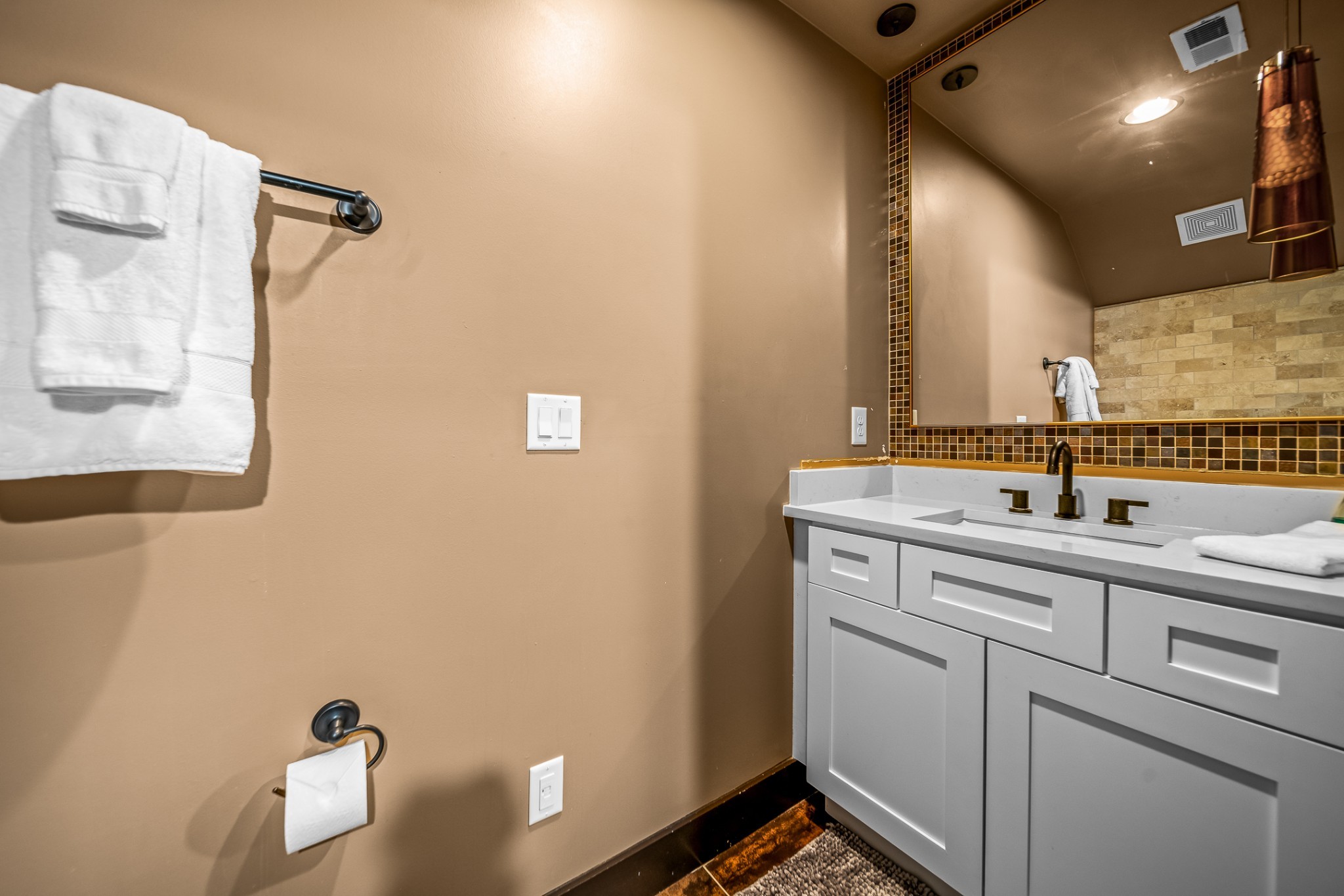 1210 Gartland Ave Unit: A