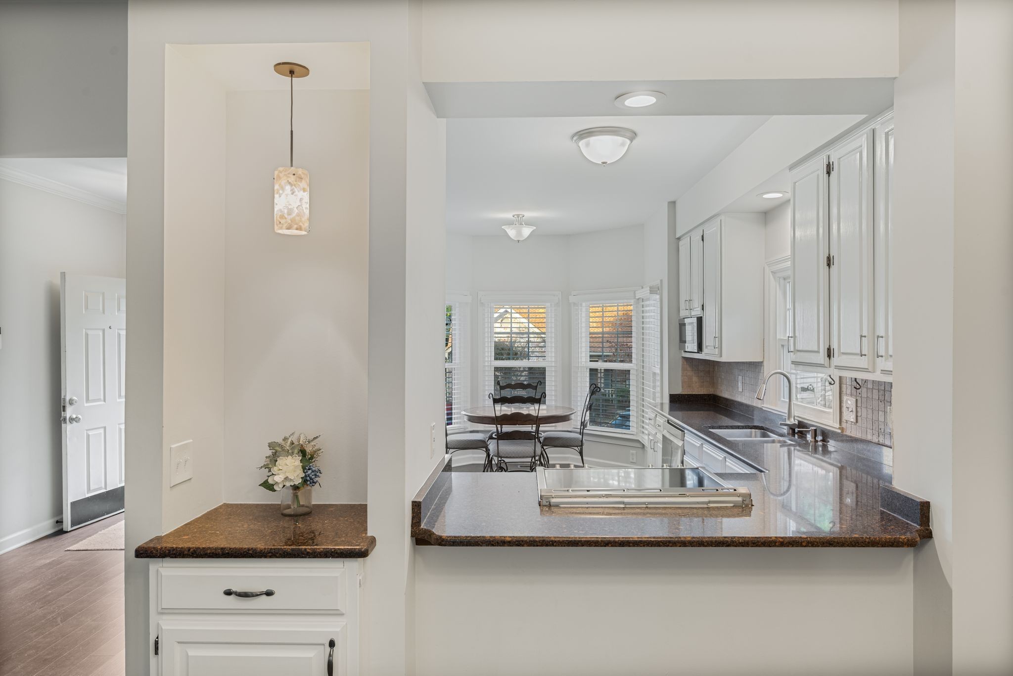 1025 Saint Andrews Pl