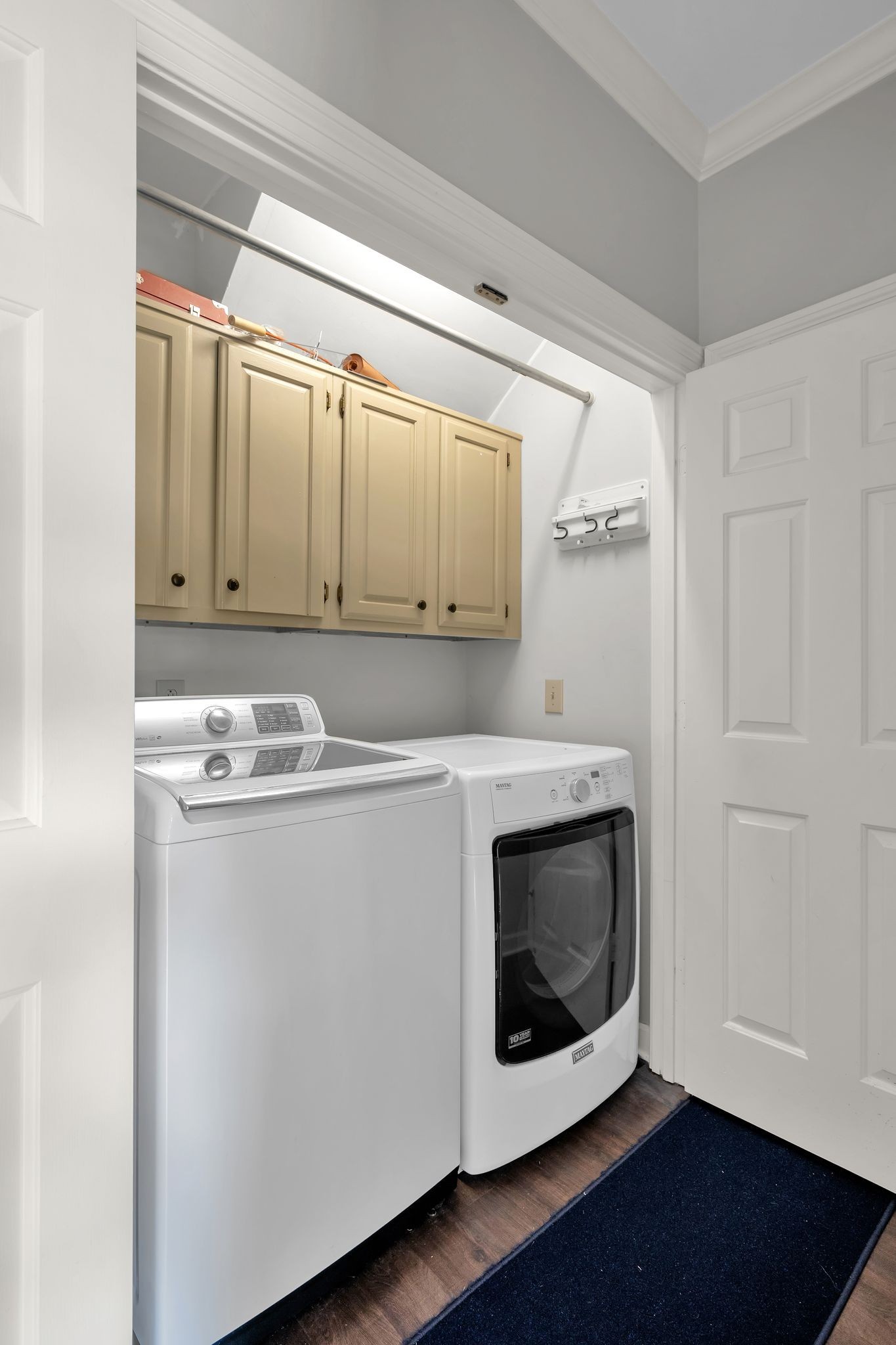 1025 Saint Andrews Pl