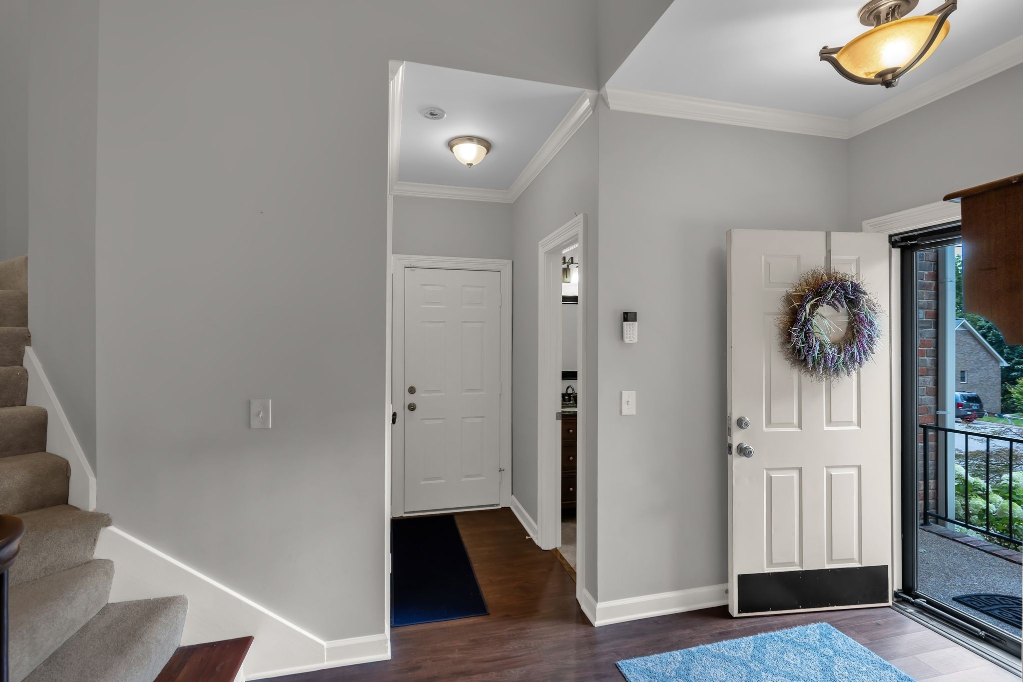 1025 Saint Andrews Pl