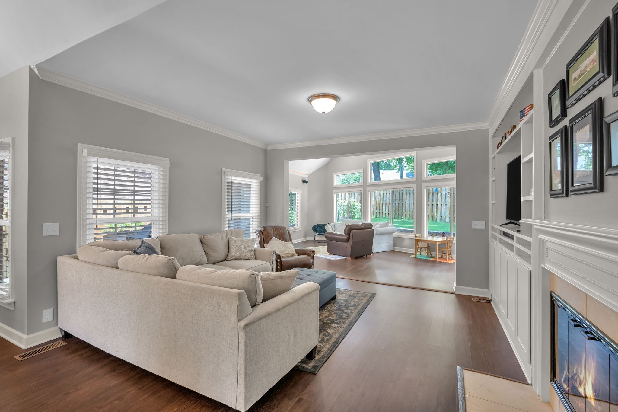 1025 Saint Andrews Pl