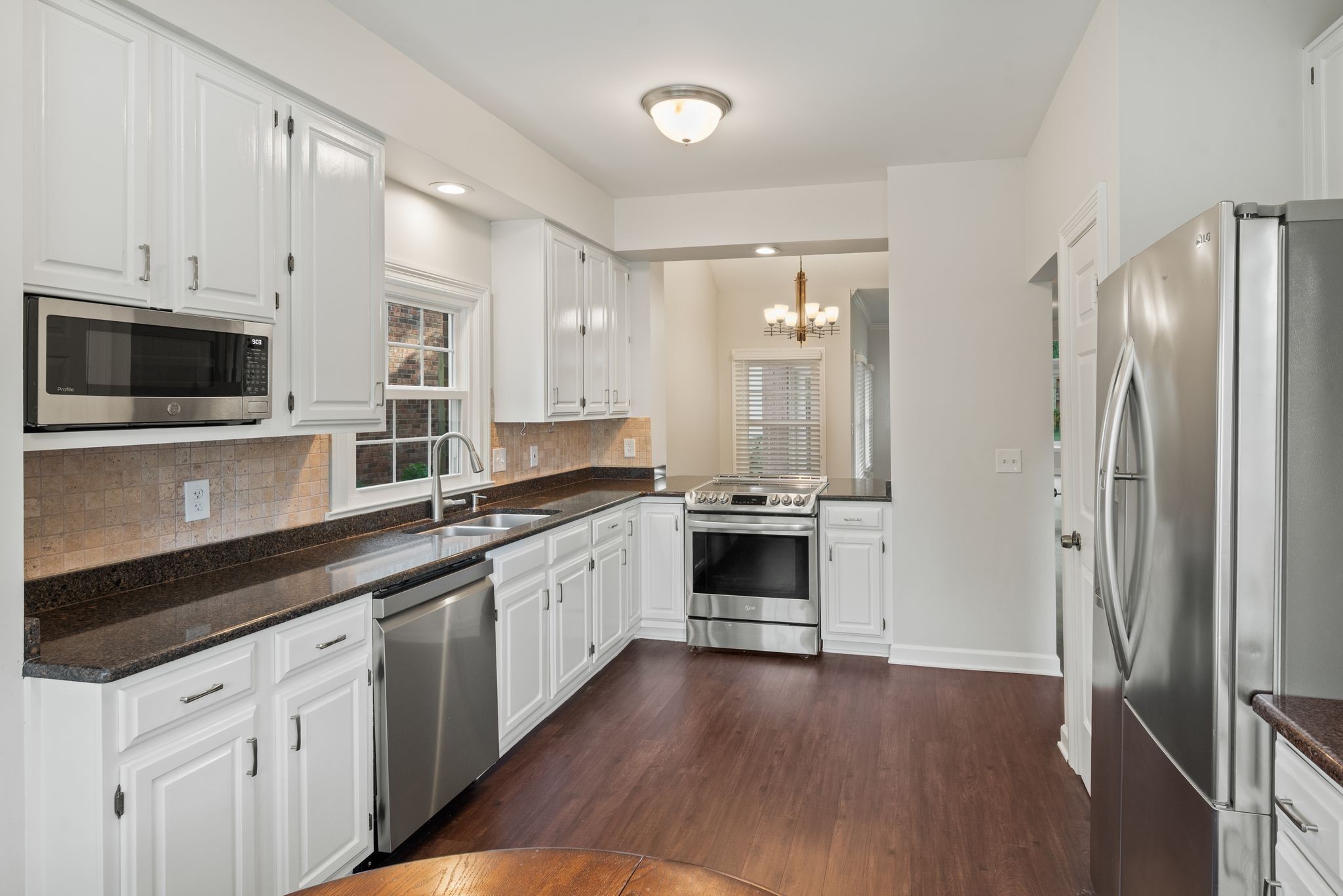 1025 Saint Andrews Pl