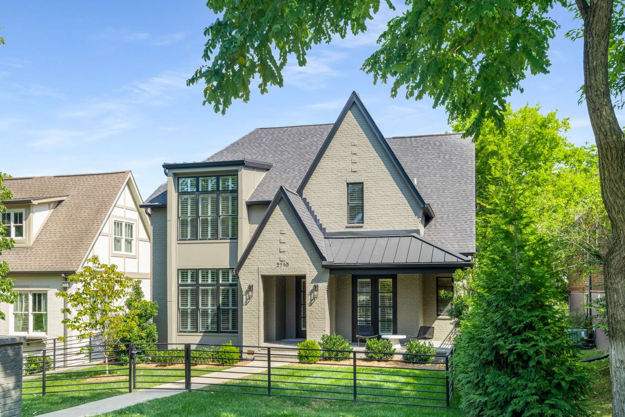 2710 Brightwood Ave