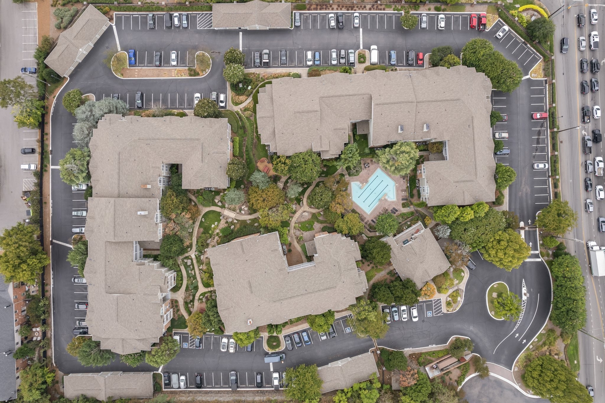 2025 Woodmont Blvd Unit: 209