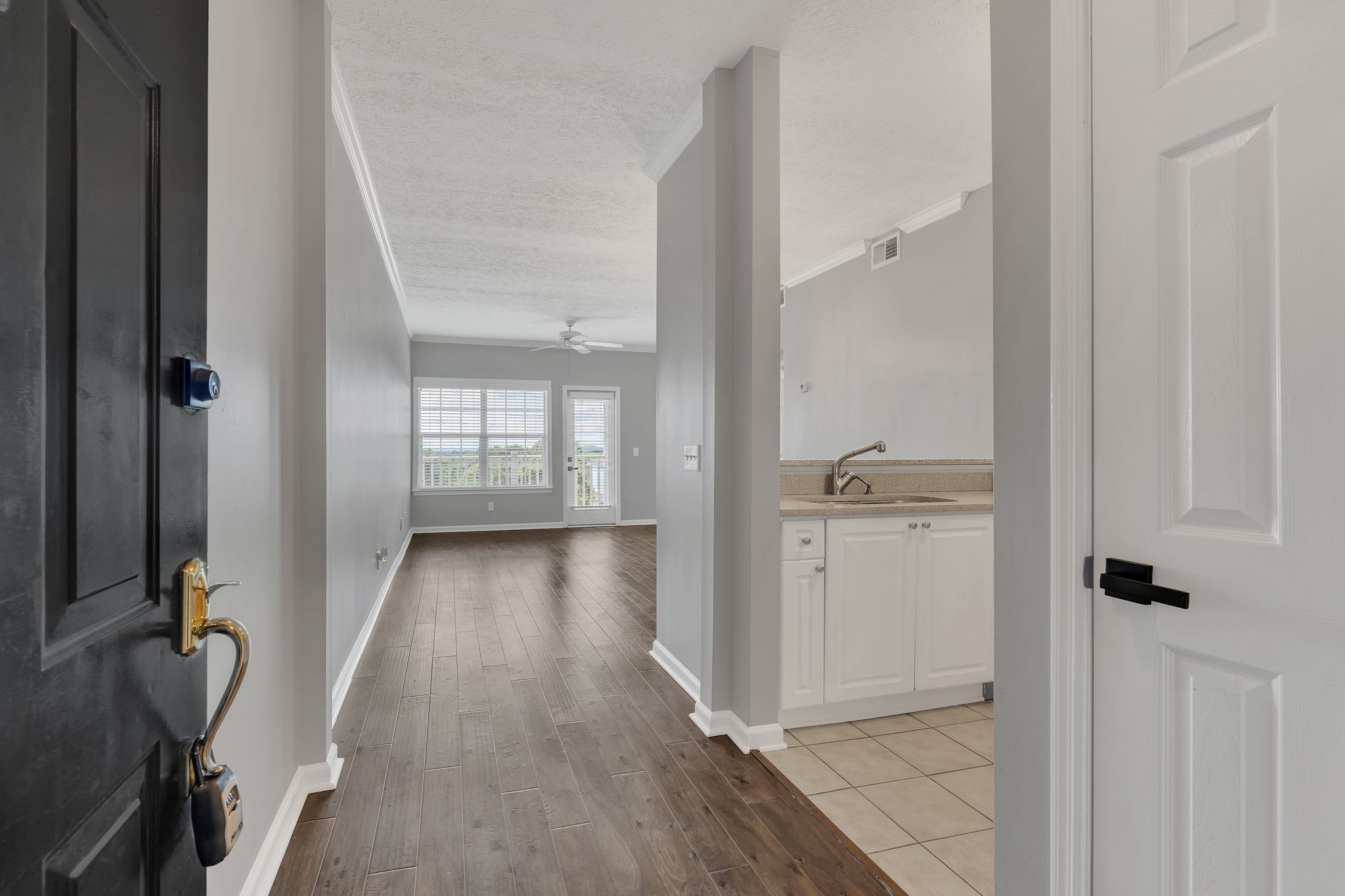 2025 Woodmont Blvd Unit: 209