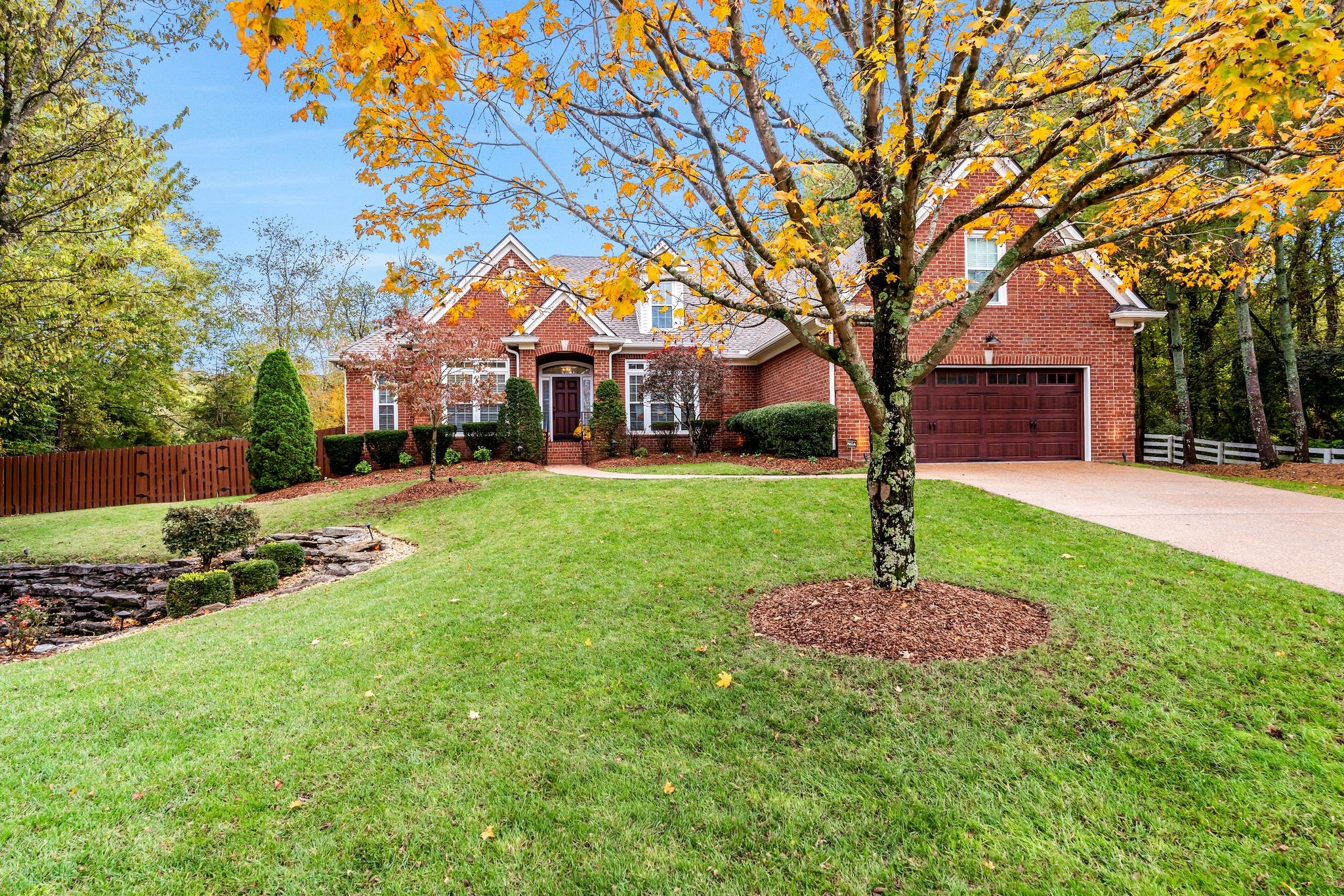 605 Clareece Park Pl