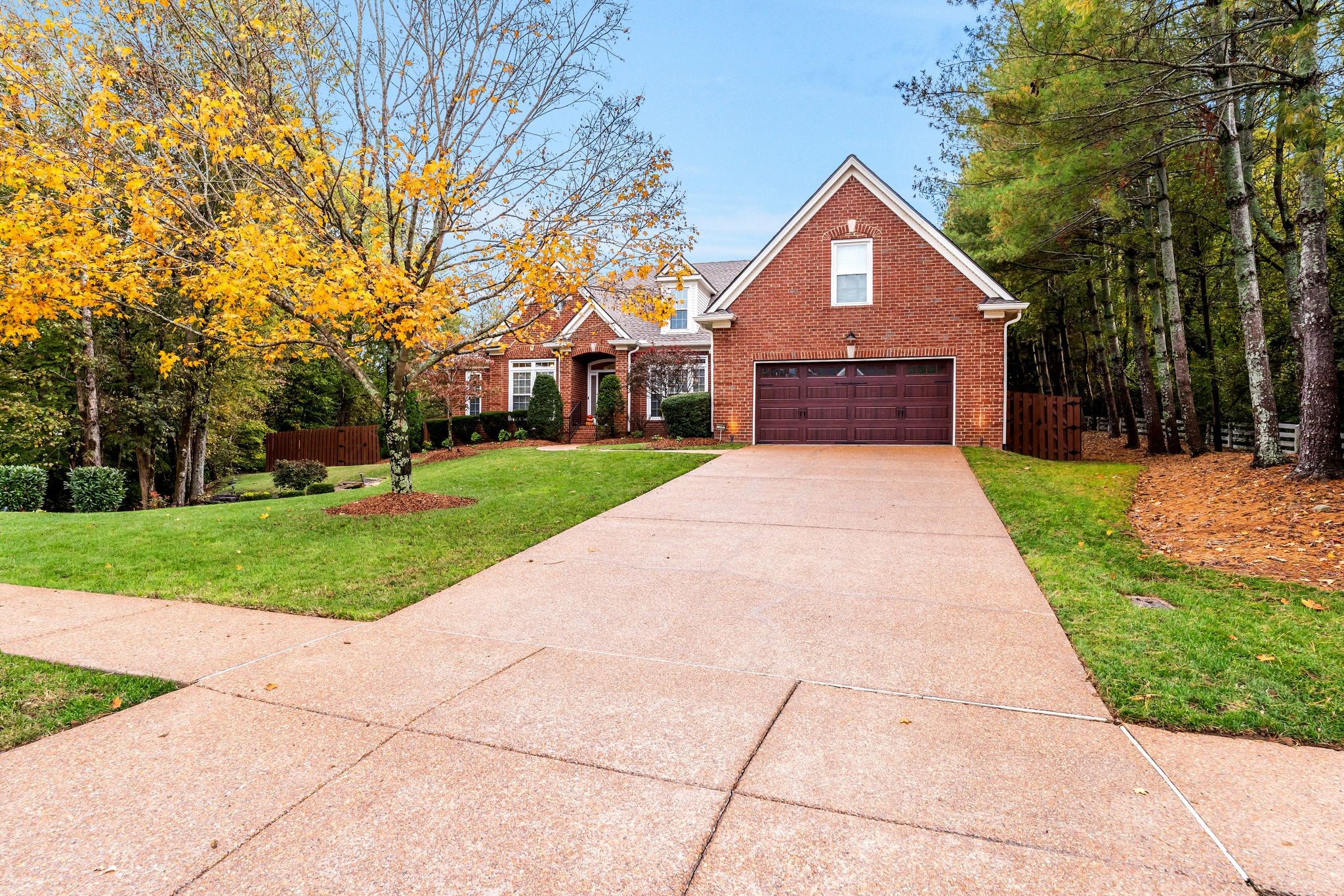 605 Clareece Park Pl