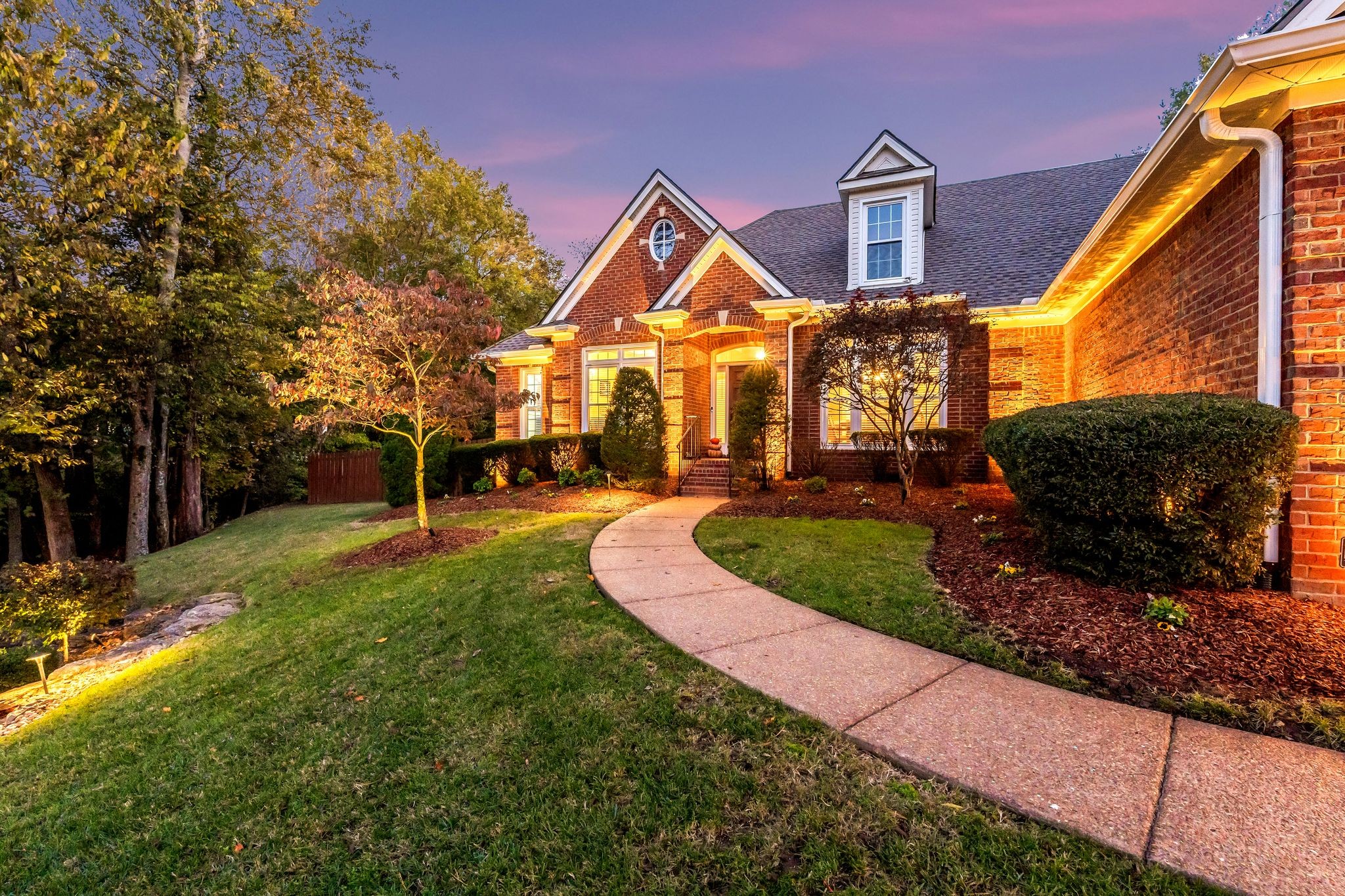 605 Clareece Park Pl