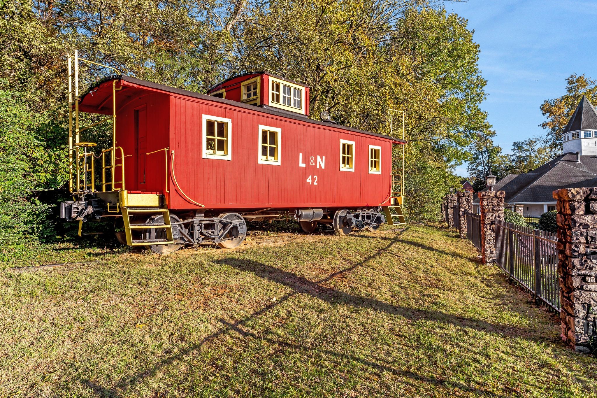 605 Clareece Park Pl