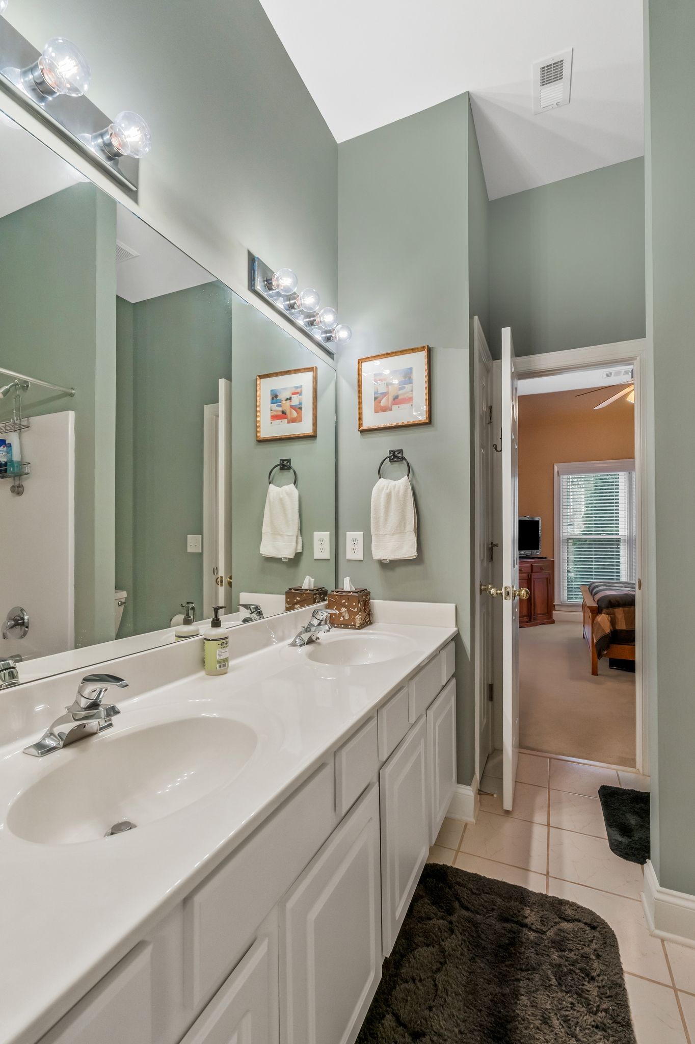 605 Clareece Park Pl