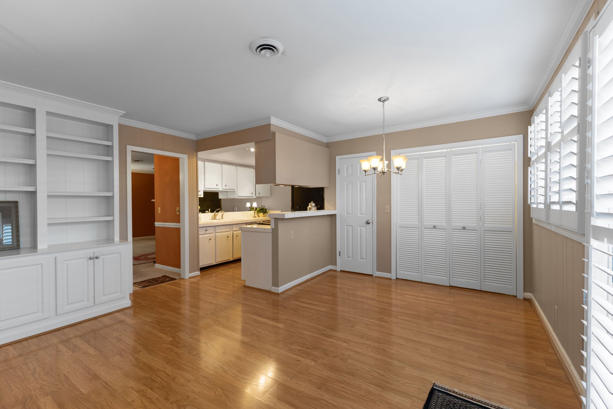 8207 Sawyer Brown Rd Unit: M1