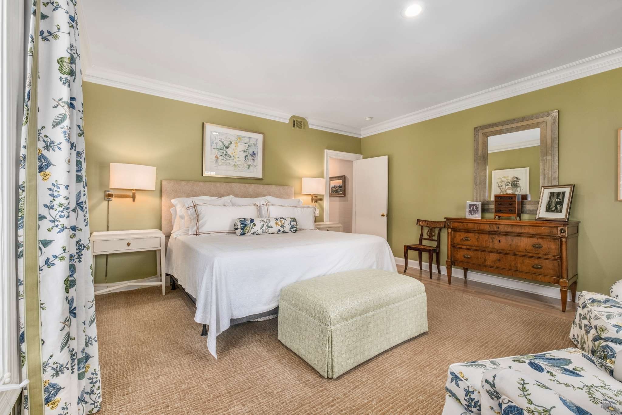 3737 West End Ave Unit: 201