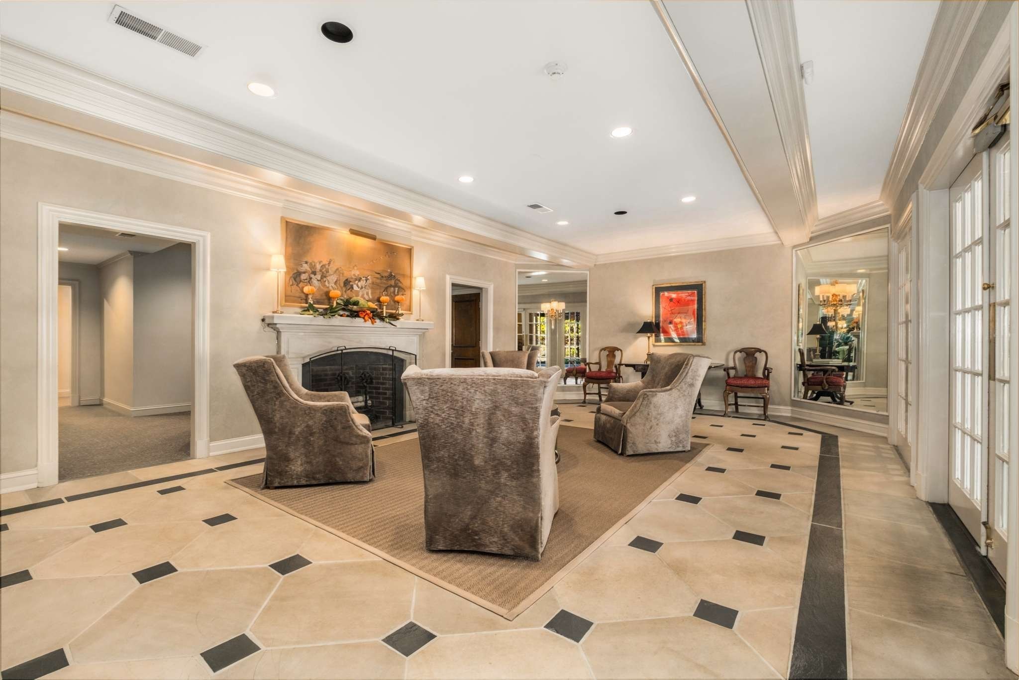 3737 West End Ave Unit: 201