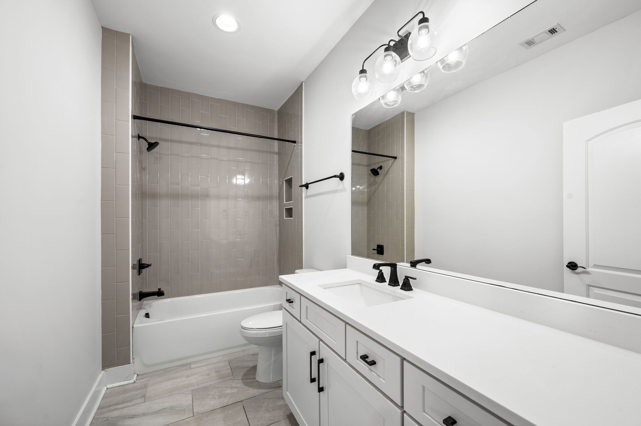 4306 Dakota Ave Unit: A