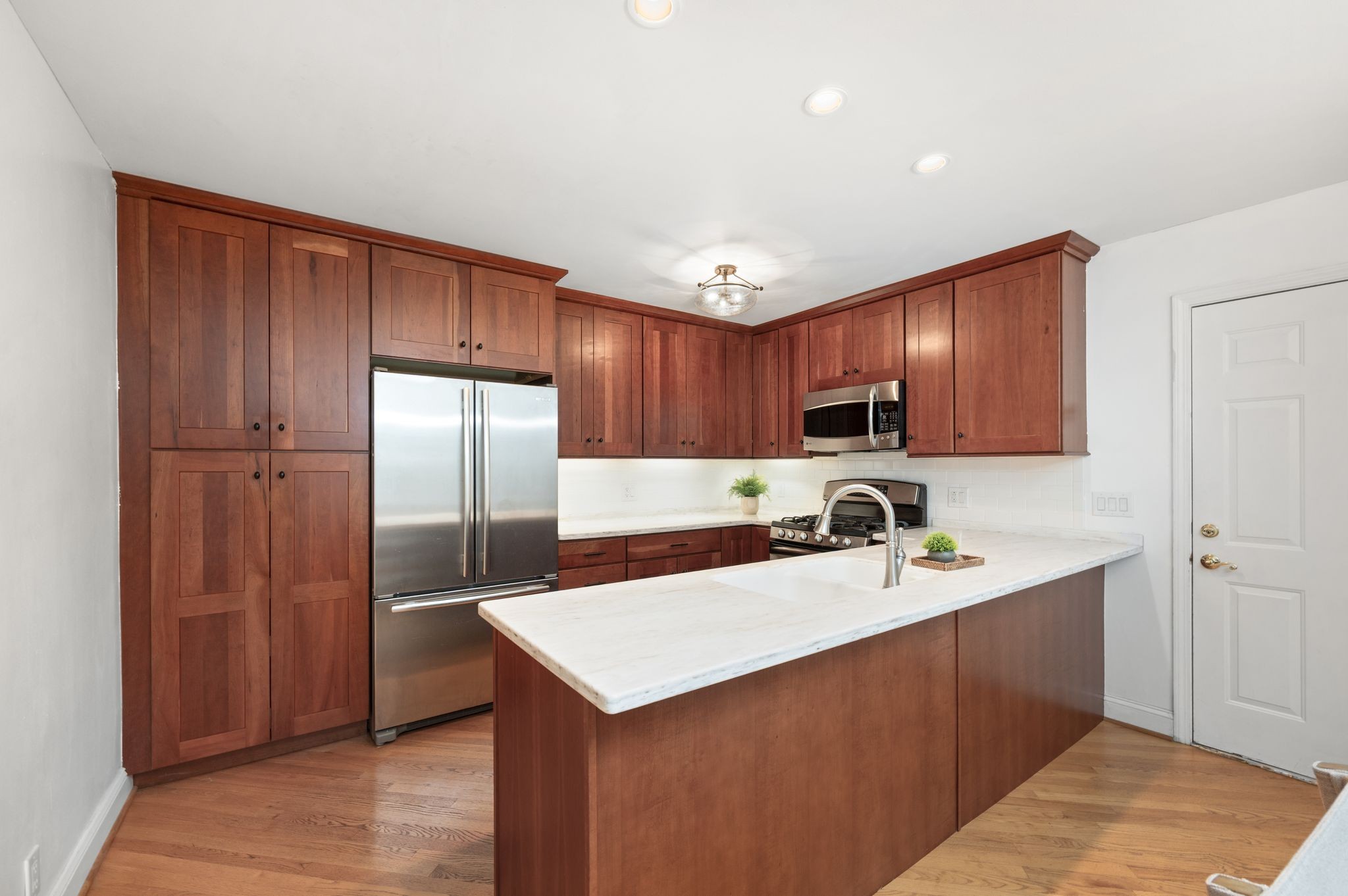 229 Hearthstone Manor Ln