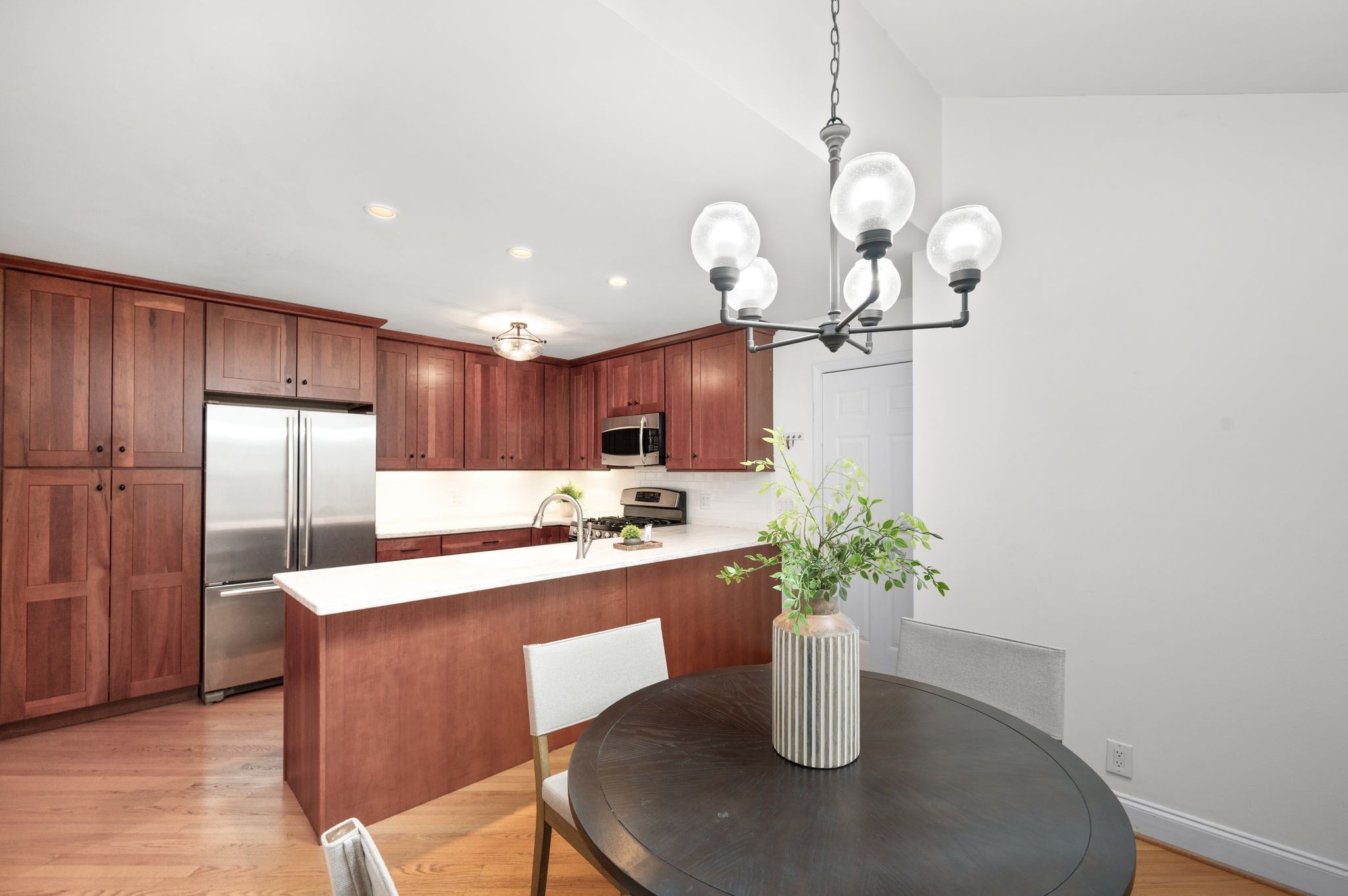 229 Hearthstone Manor Ln