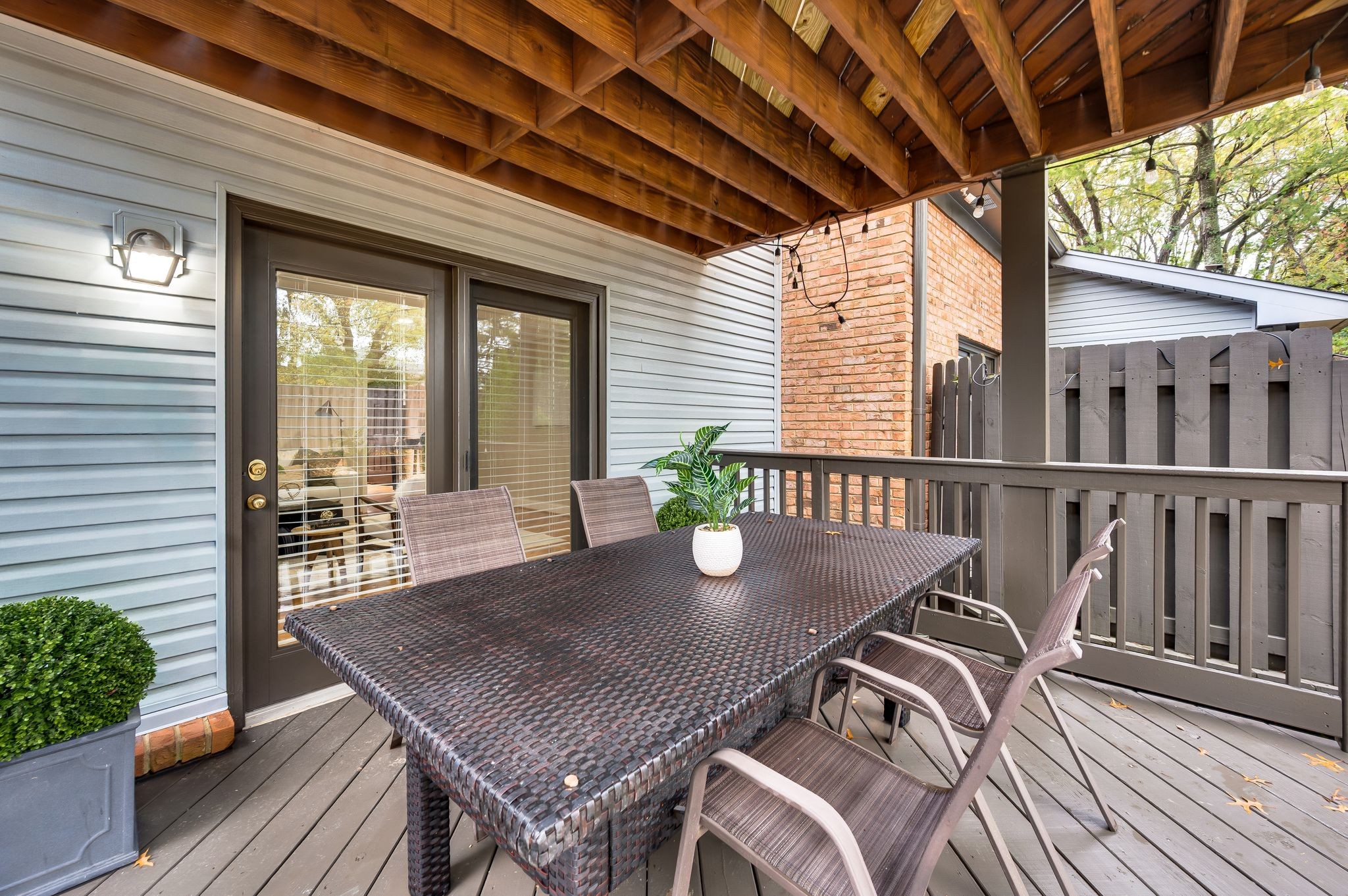 229 Hearthstone Manor Ln