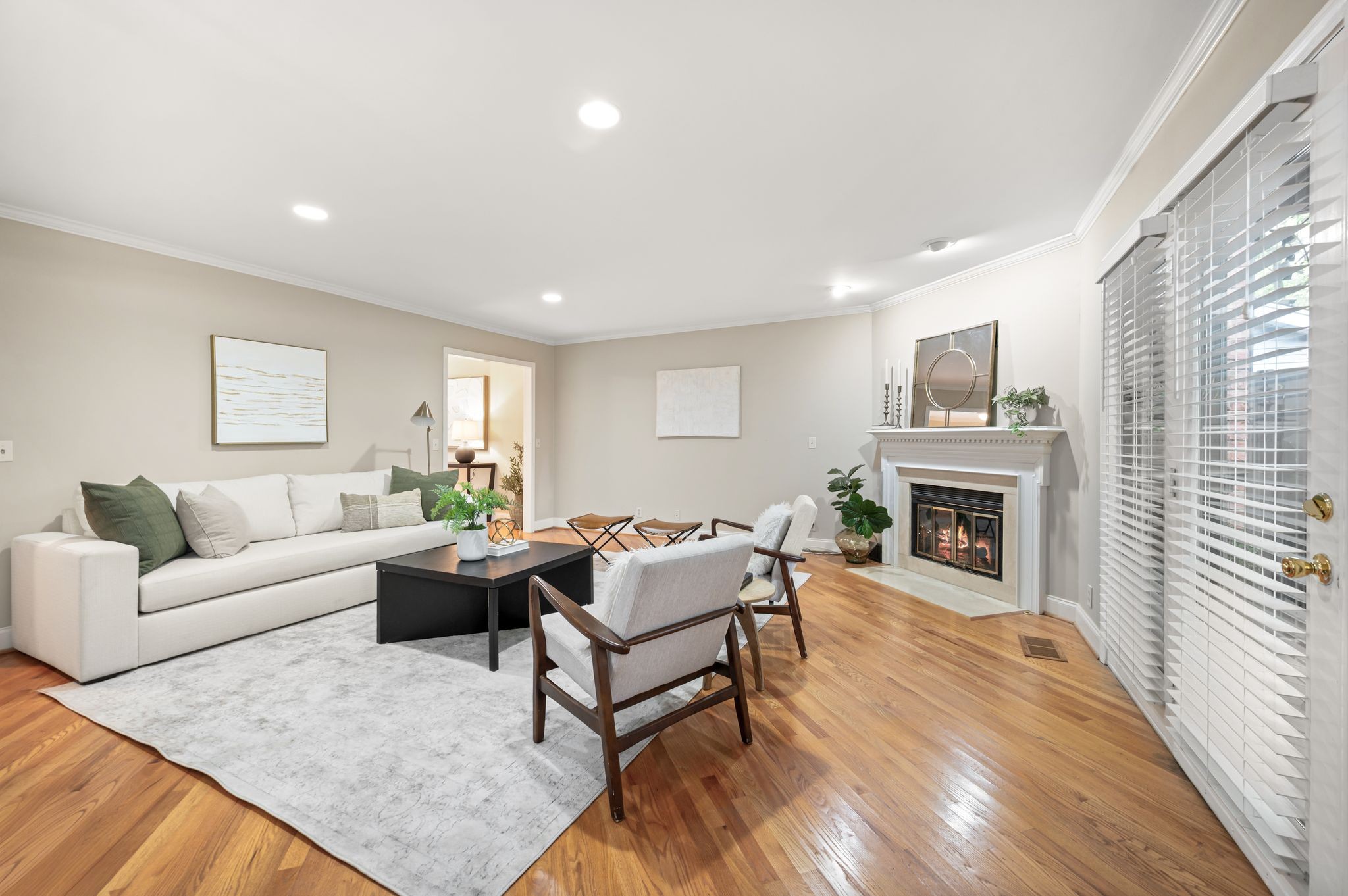 229 Hearthstone Manor Ln