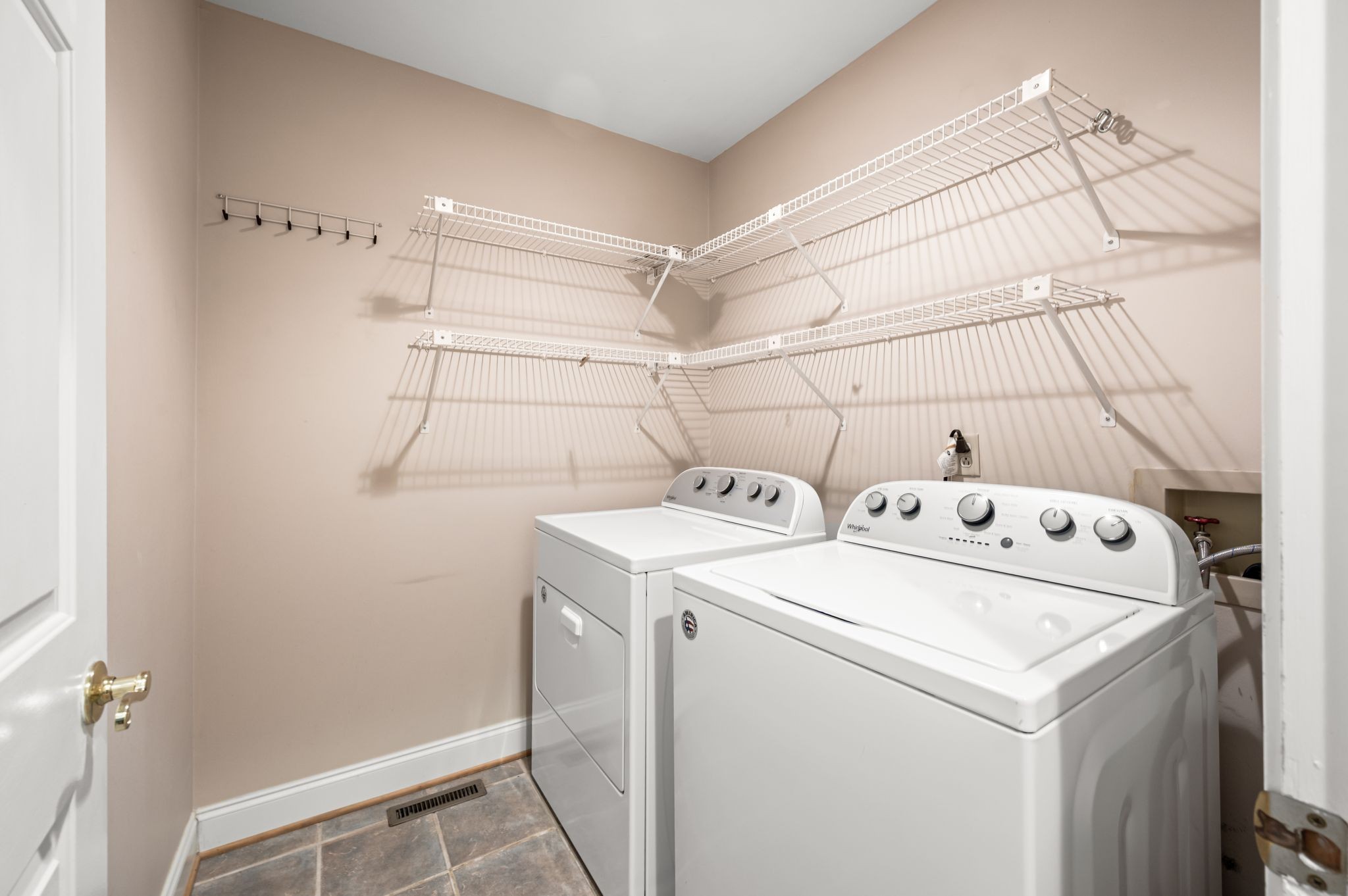 229 Hearthstone Manor Ln